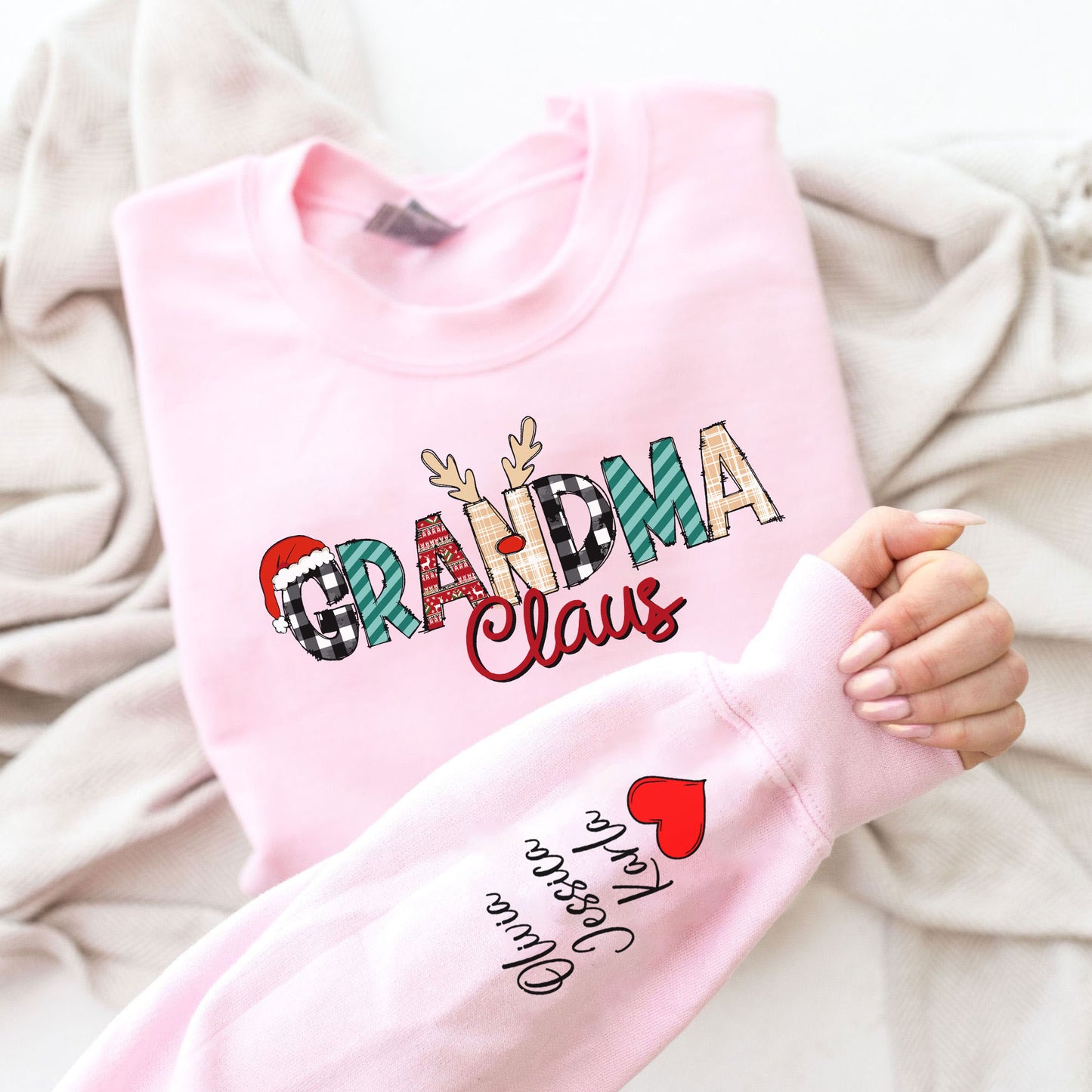 Personalisiertes Weihnachts Grandma Claus Sweatshirt und Hoodie – Weihnachtsgeschenk für Oma