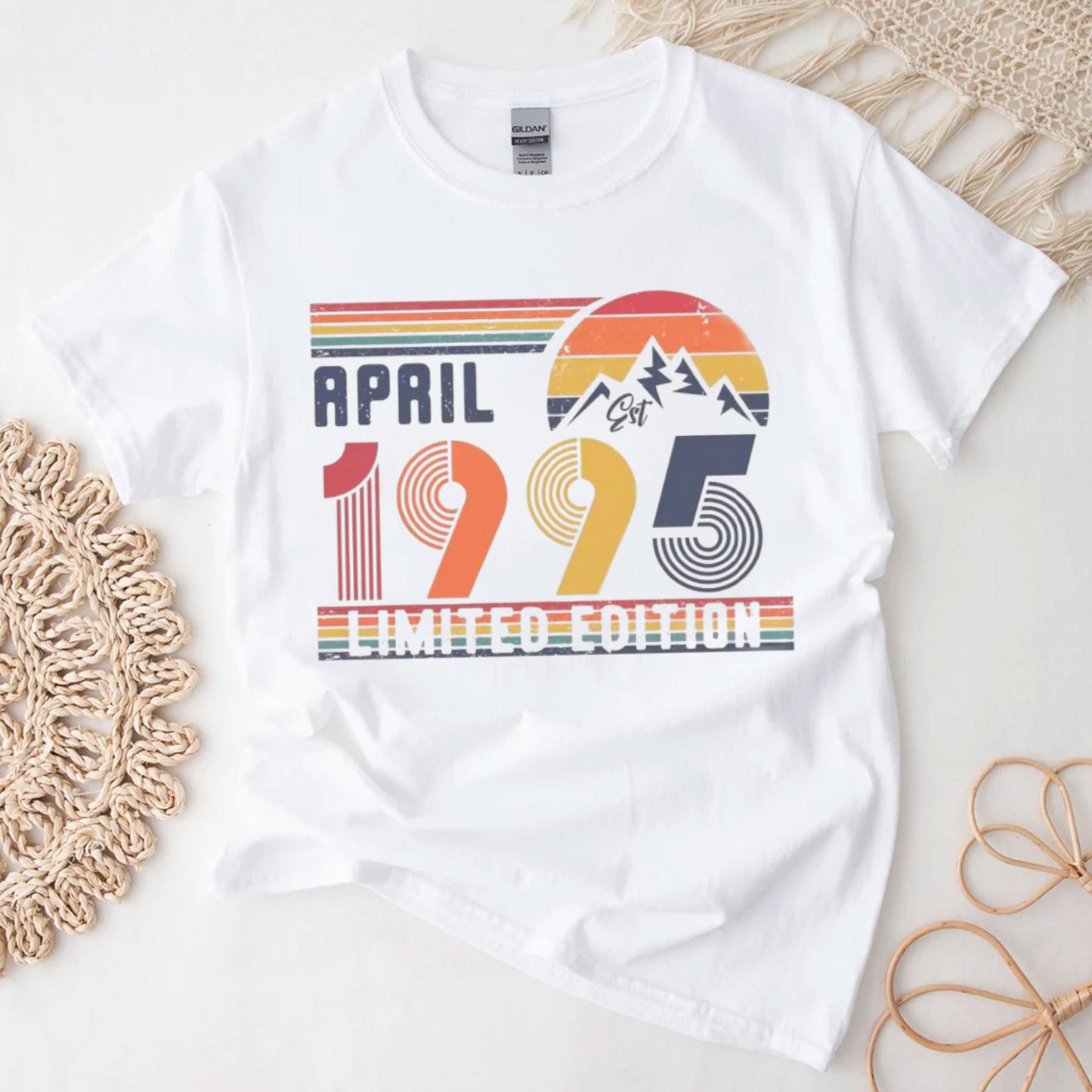 Retro-Geburtstags-Shirt – Personalisiertes Geburtstagsgeschenk mit Jahreszahl