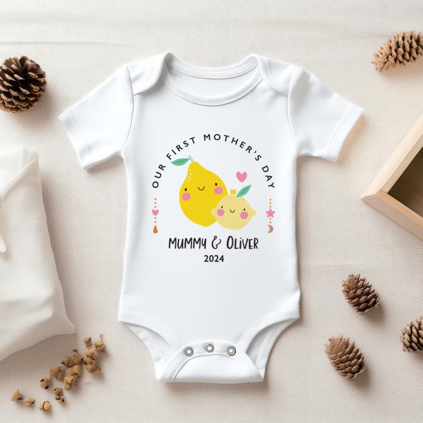 Erster Muttertag - Personalisiertes T-Shirt-Duo für Mutter & Kind