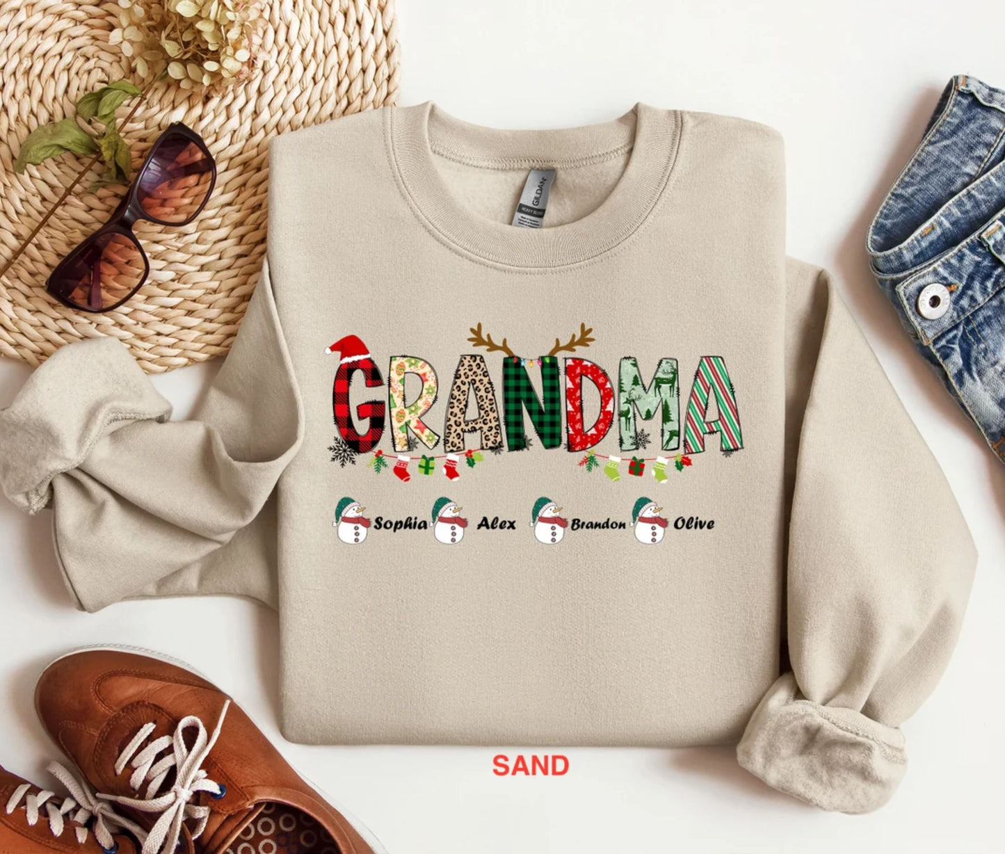 Personalisiertes Oma Sweatshirt mit den Namen der Enkelkinder – Weihnachtsgeschenk für Oma