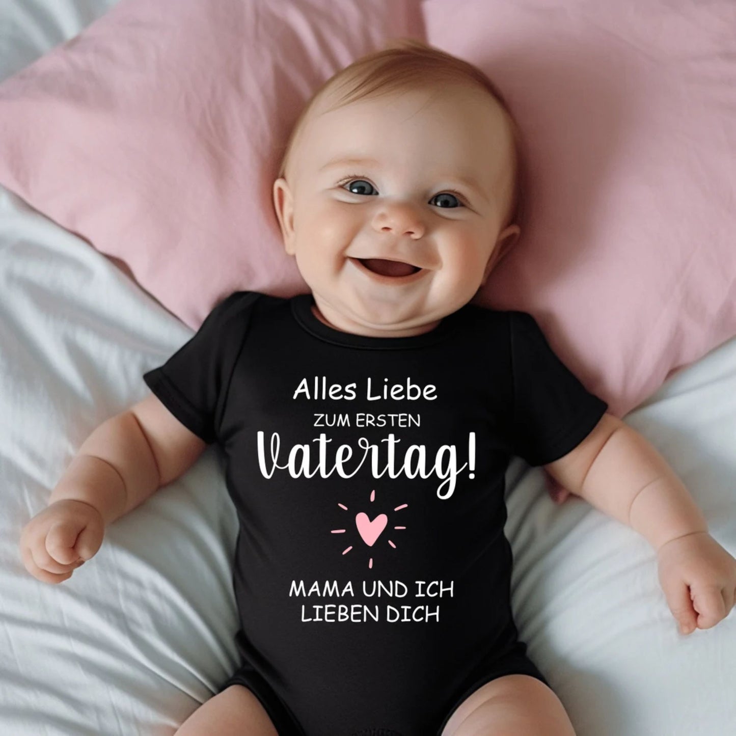 Happy Father's Day: Sweet baby bodysuit for special moments