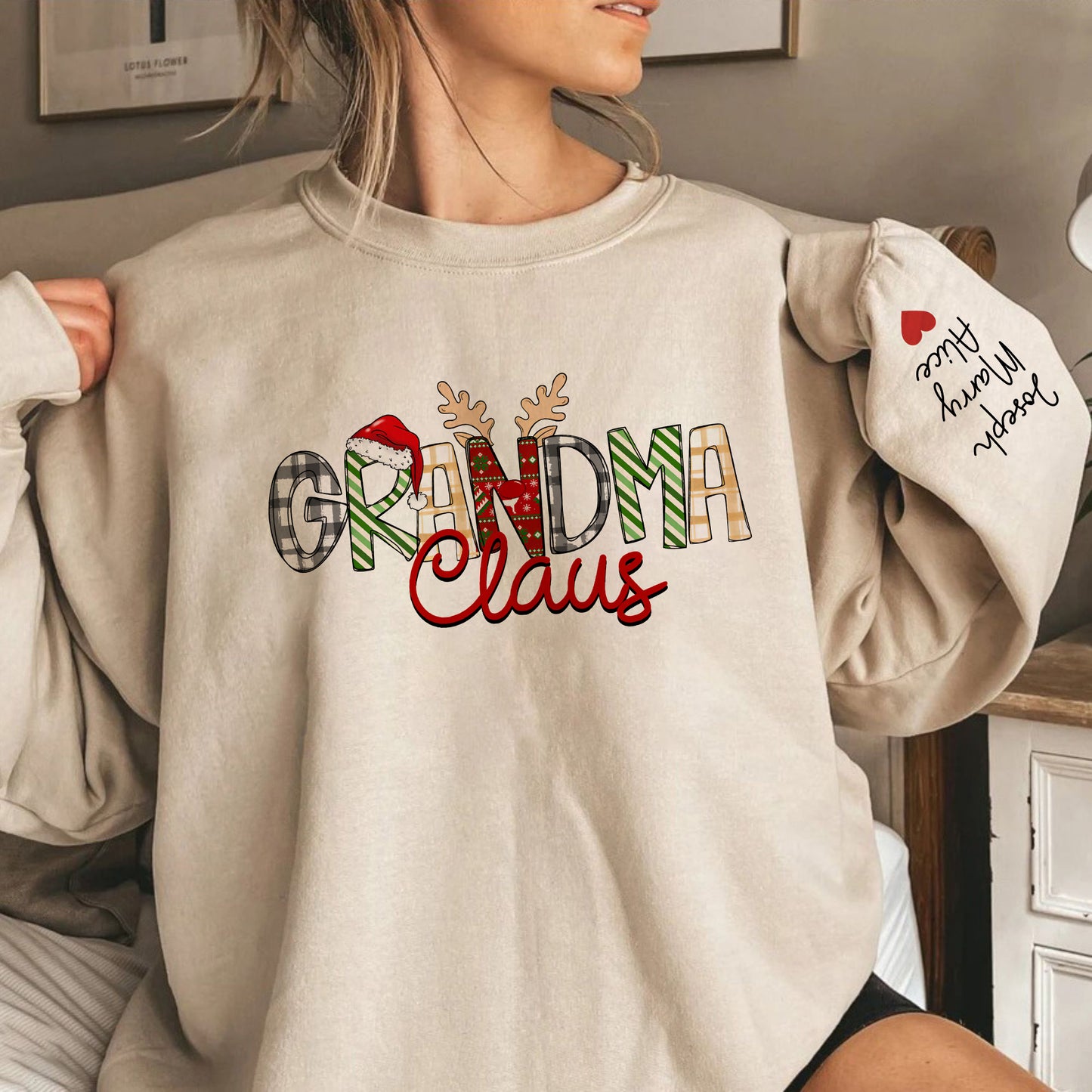 Personalisierter Oma Claus Sweatshirt - Weihnachtsgeschenk für Oma
