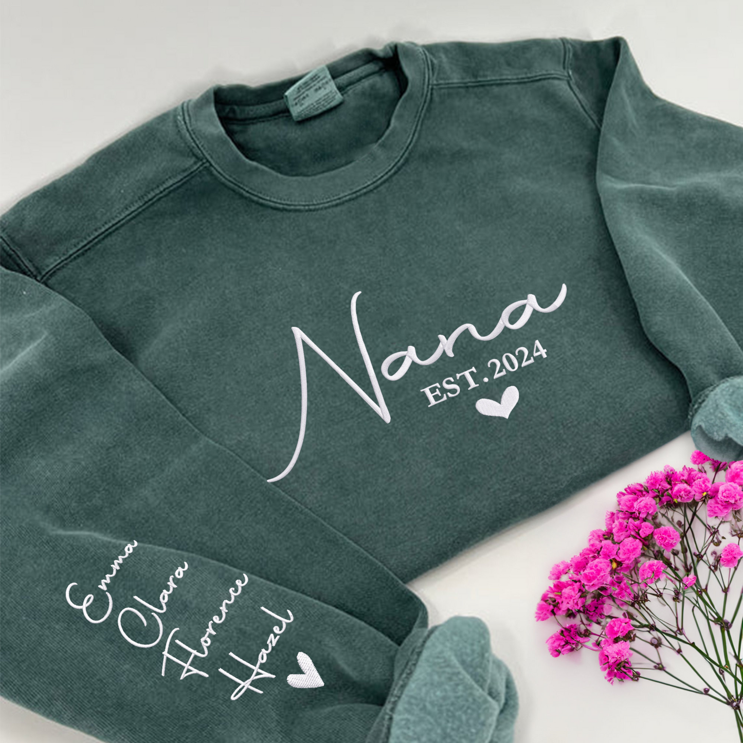 Personalisiertes besticktes Sweatshirt mit Titel für Mütter und Omas – Besonderes Geschenk für Mama