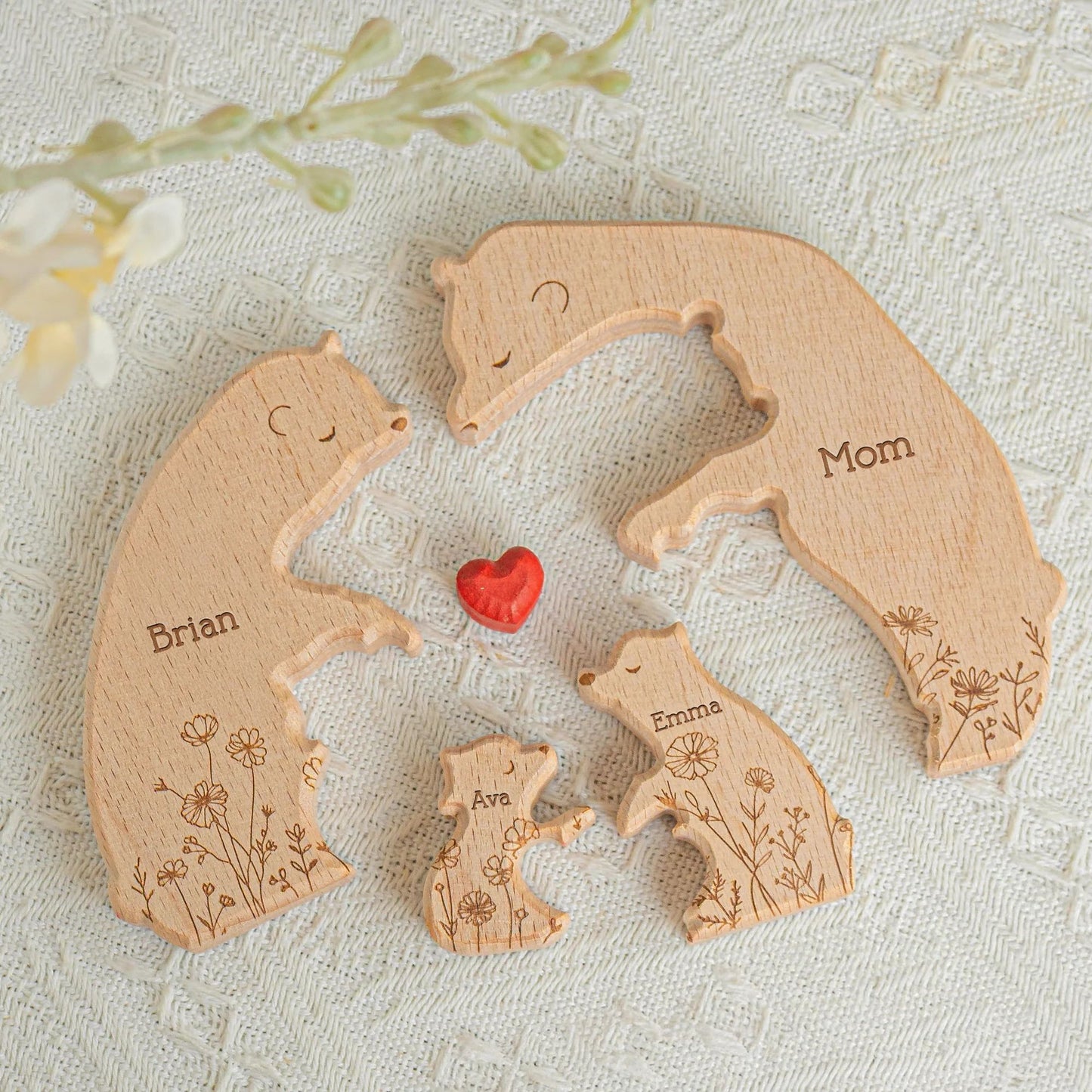 Umarmende Bärenfamilie Blumen-Version - Personalisierbares Holzpuzzle der Bärenfamilie
