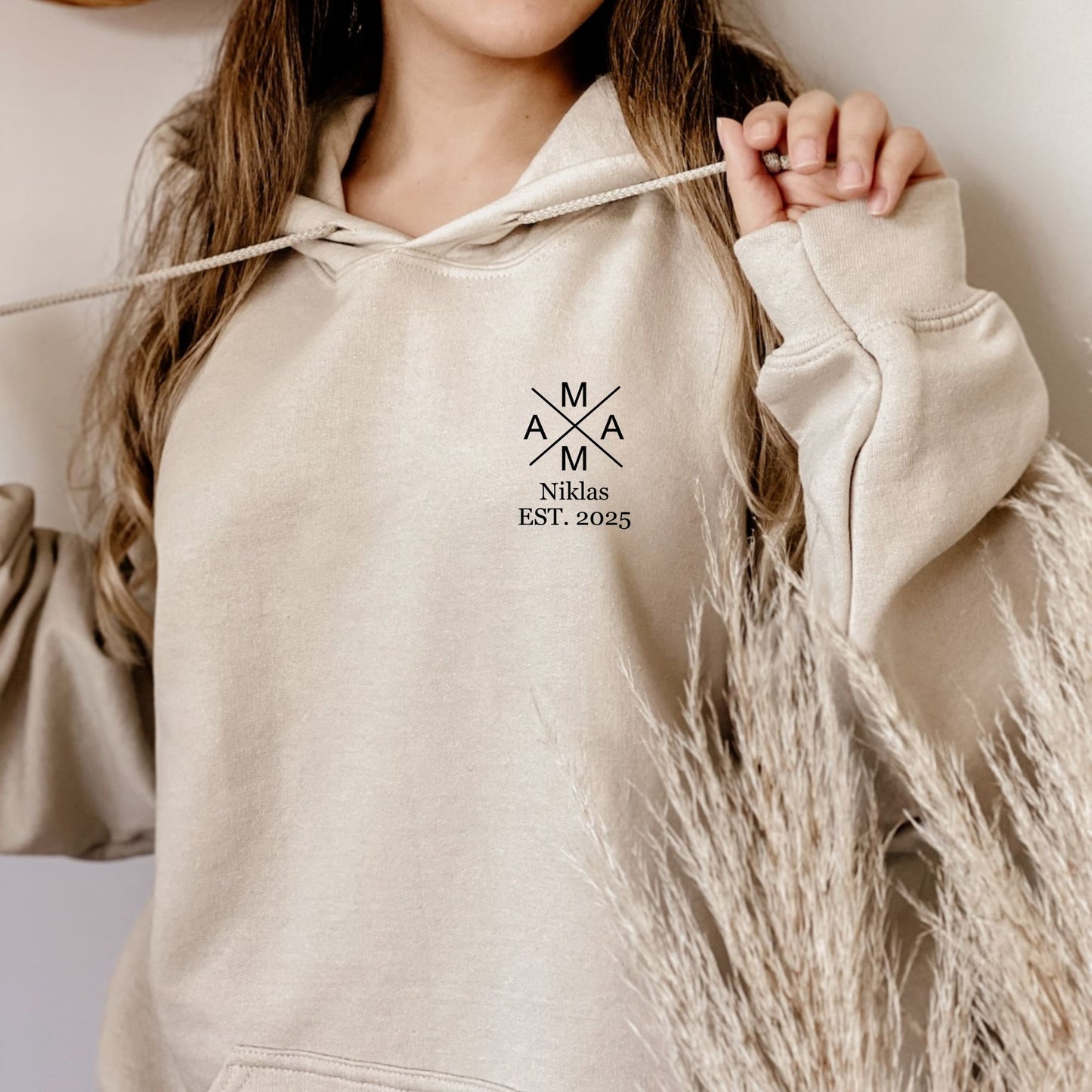 Personalisierter Mama Hoodie mit individuellem Namen und Geburtsjahr, Muttertagsgeschenke