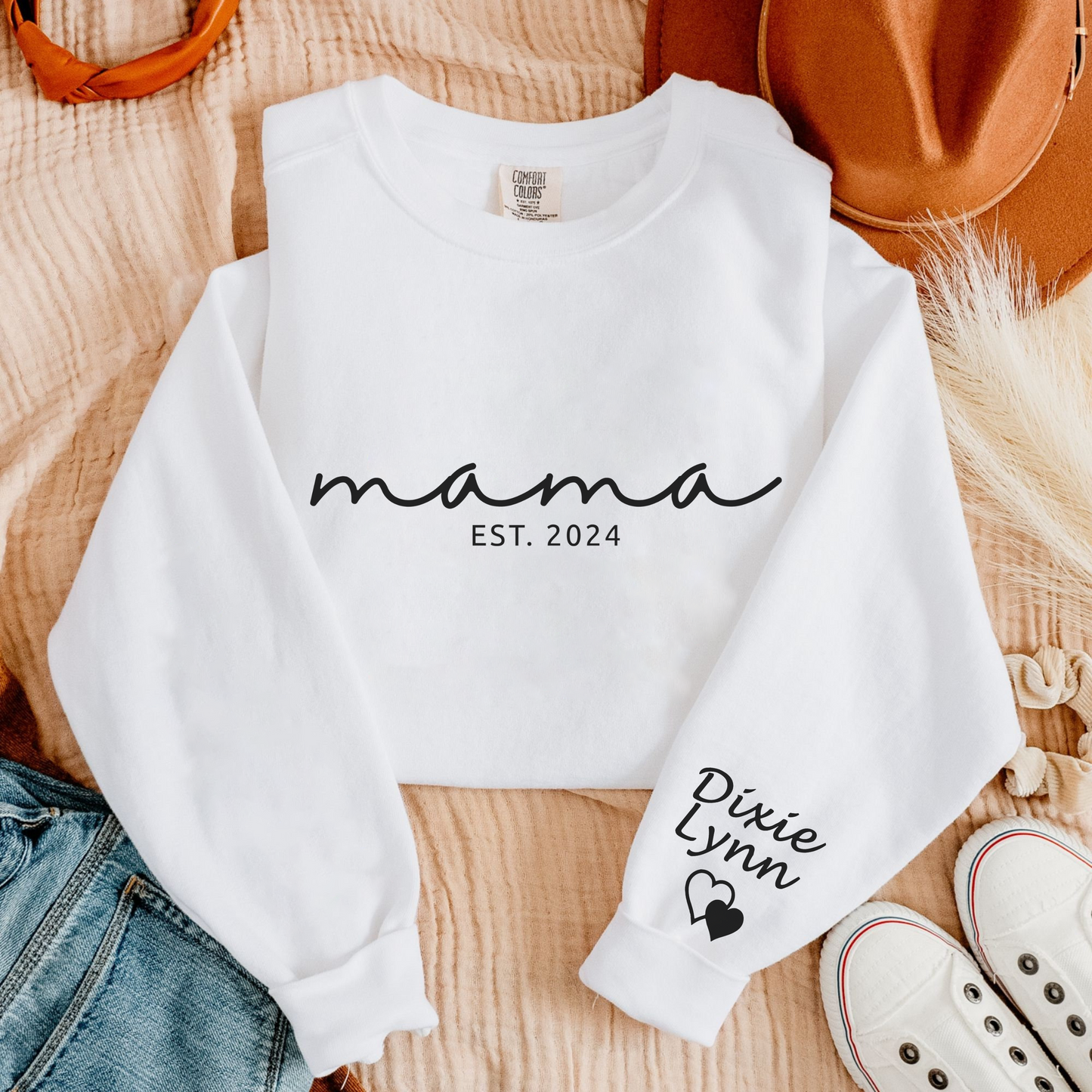 Personalized Mama Love - Custom Name & Year Shirt
