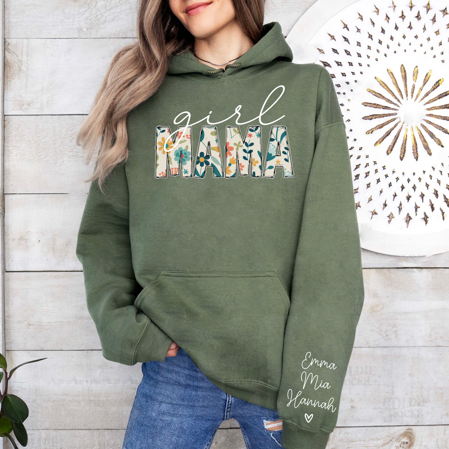 Mama von Prinzessinnen – Individuelles Girl Mama Shirt mit den Namen der Töchter