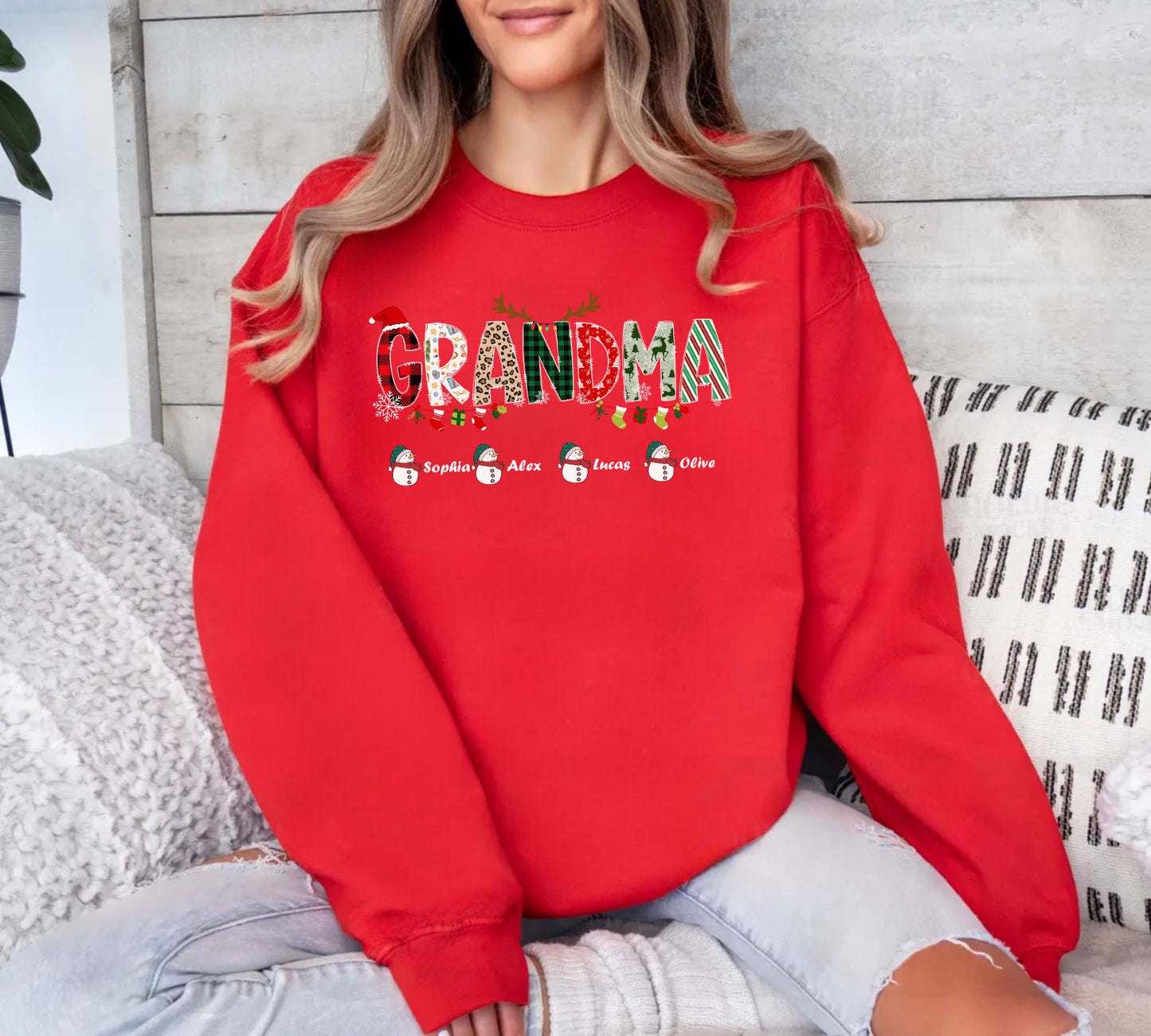Personalisiertes Oma Sweatshirt mit den Namen der Enkelkinder – Weihnachtsgeschenk für Oma
