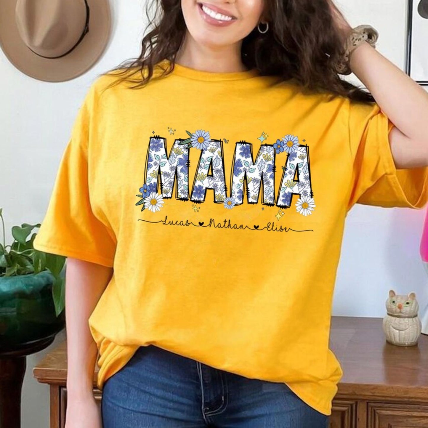 Personalisiertes Blumen Mama Shirt, Retro Blumen Mama Shirt mit Kindernamen