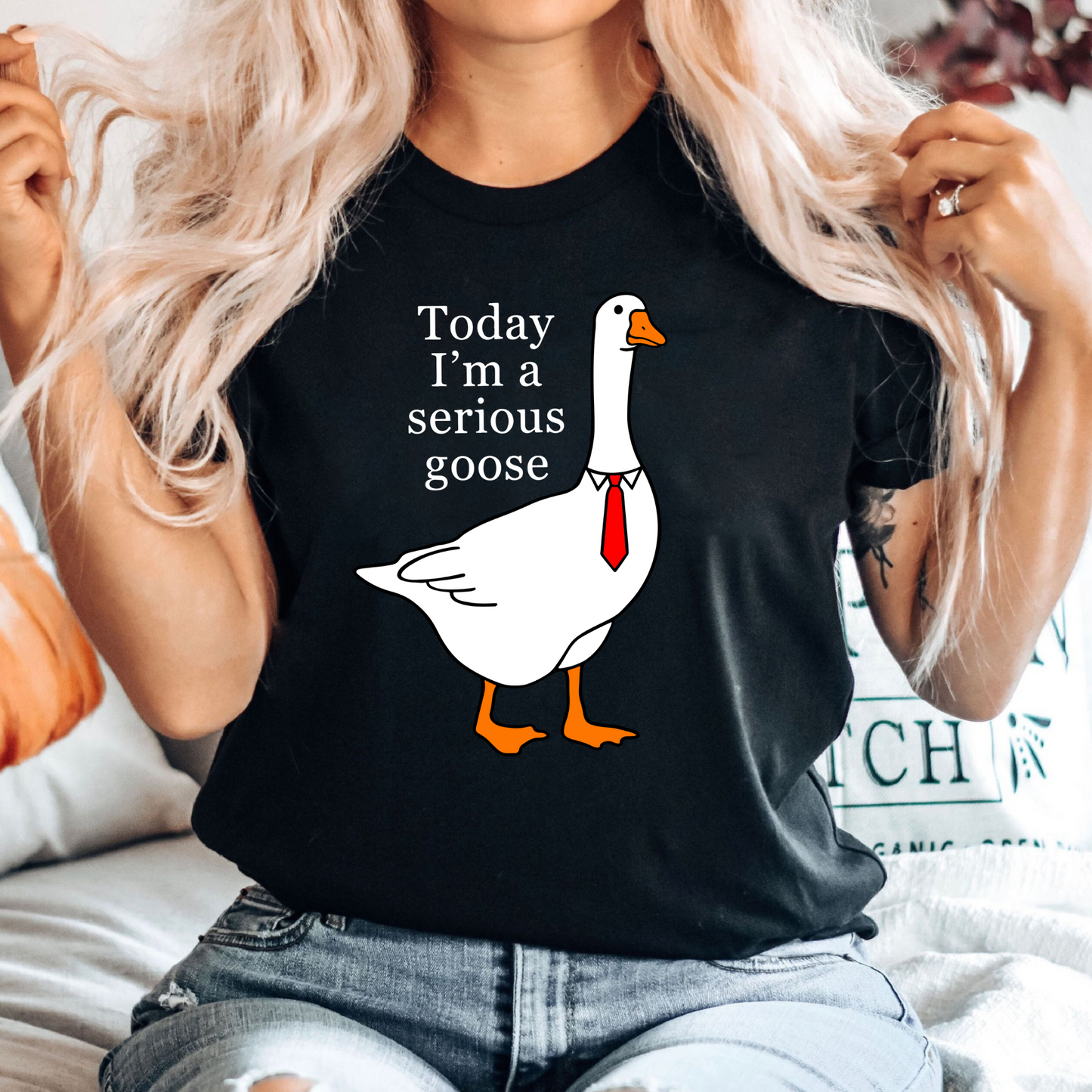 Ernsthafte Gans - Lustiges Freizeitshirt - Geschenkidee