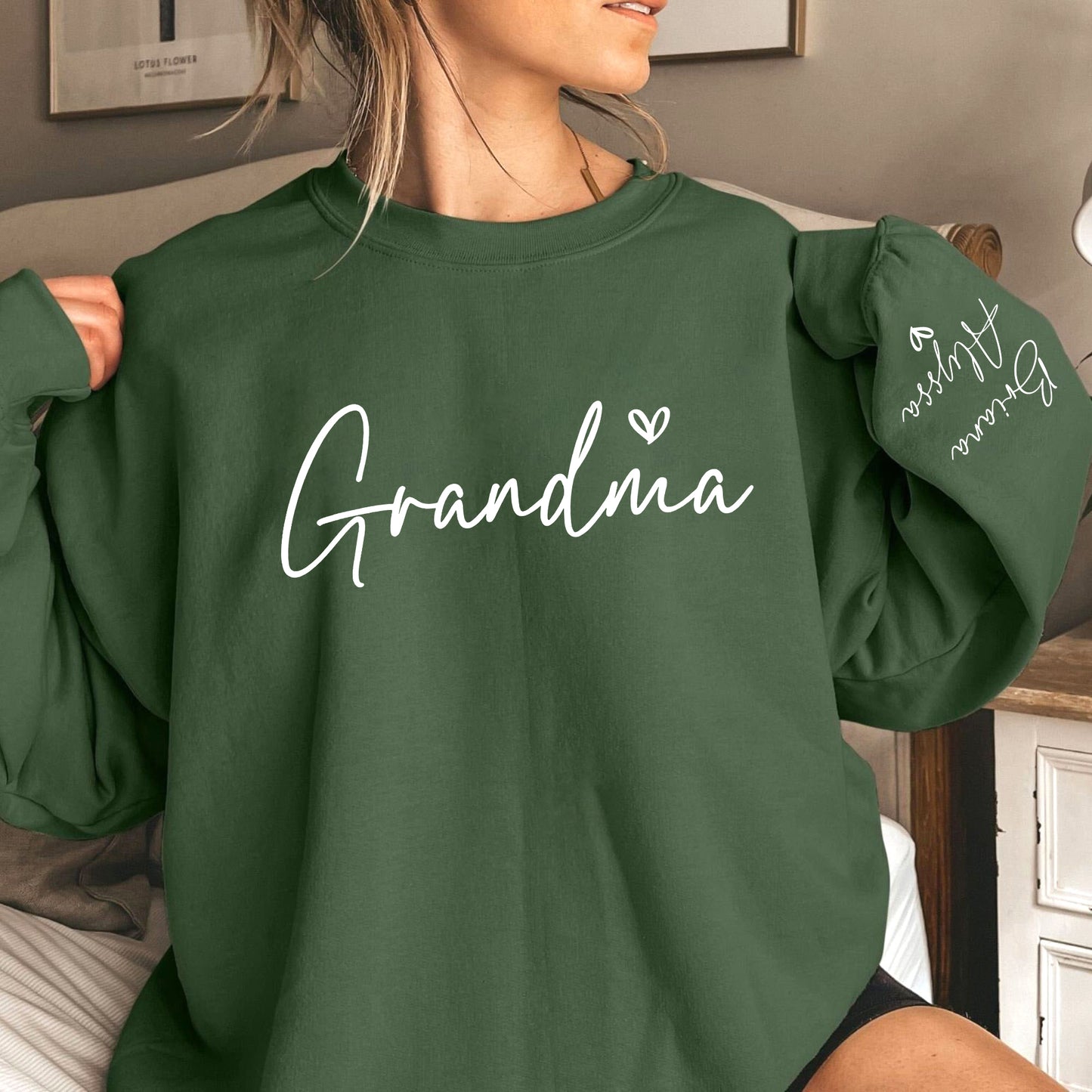 Personalisiertes Oma Shirt mit Kindernamen auf dem Ärmel - Oma Geschenk
