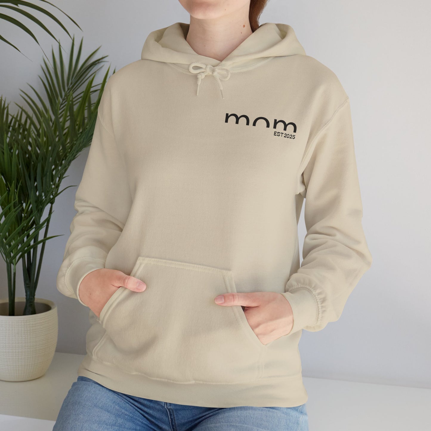 Personalisierte Mama Est Shirts und Sweatshirt - Geschenk für Mama