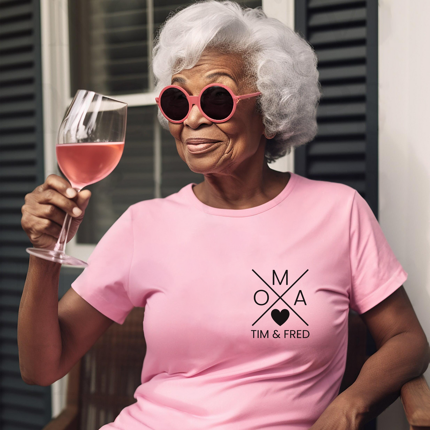 Oma Kreuz Shirt - Liebevoll Personalisiert mit Enkelnamen
