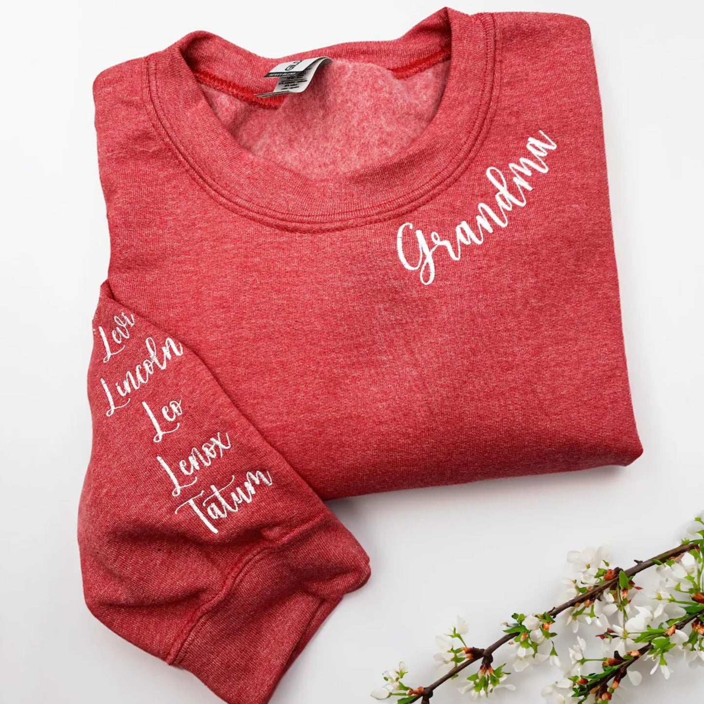 Personalisiertes Oma-Sweatshirt mit den Namen der Enkelkinder - Besticktes Oma Sweatshirt