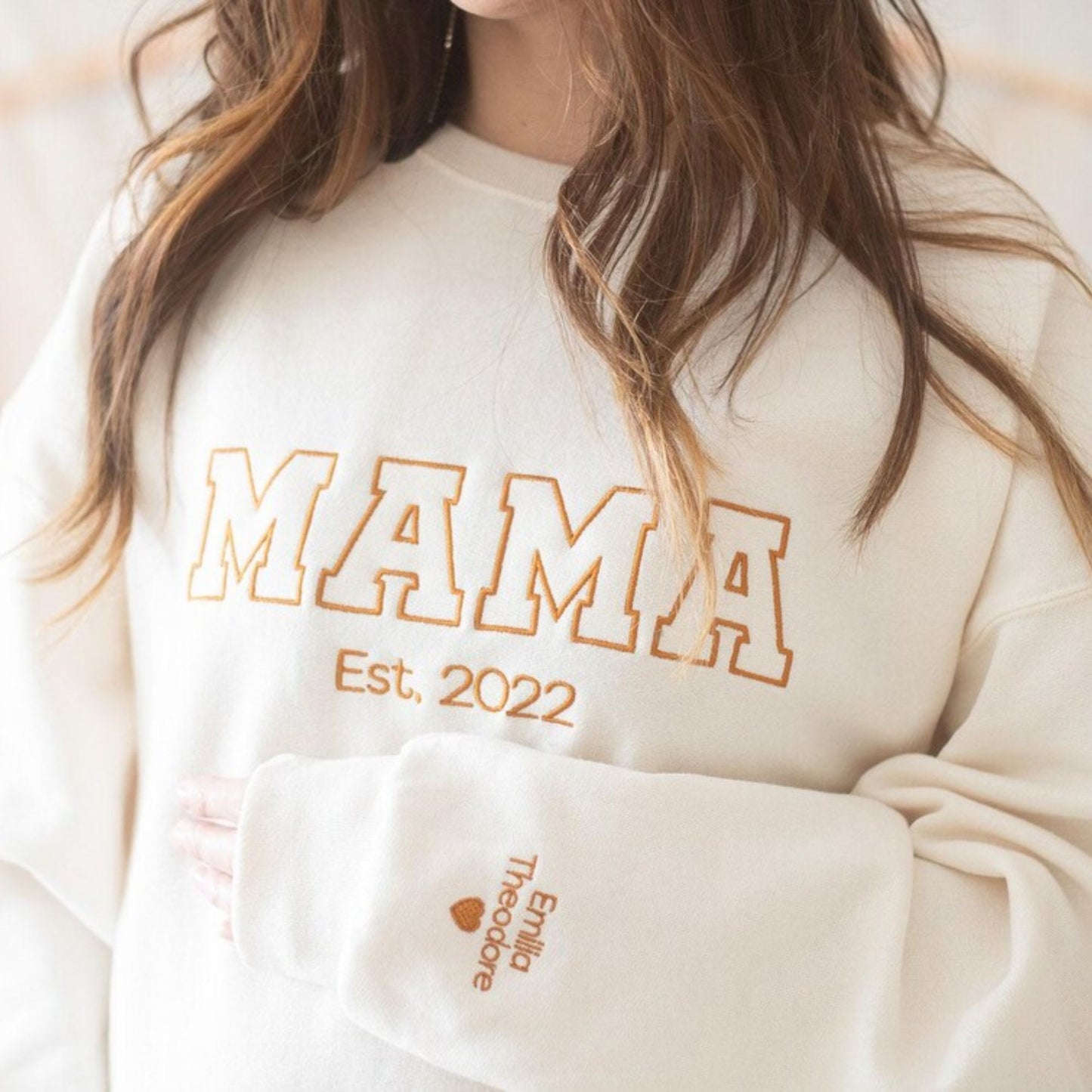 Personalisierter Bestickter Mama-Sweatshirt, Geschenk für Mama