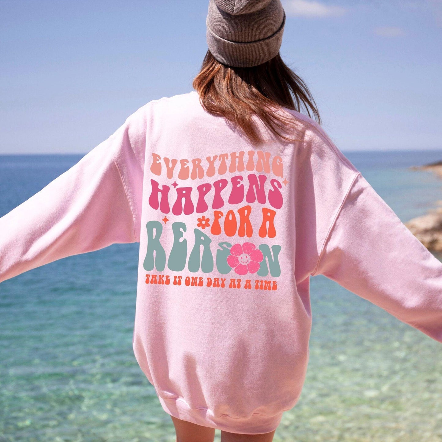 Alles passiert aus einem Grund Sweatshirt - Inspirierendes Geschenk - GiftHaus