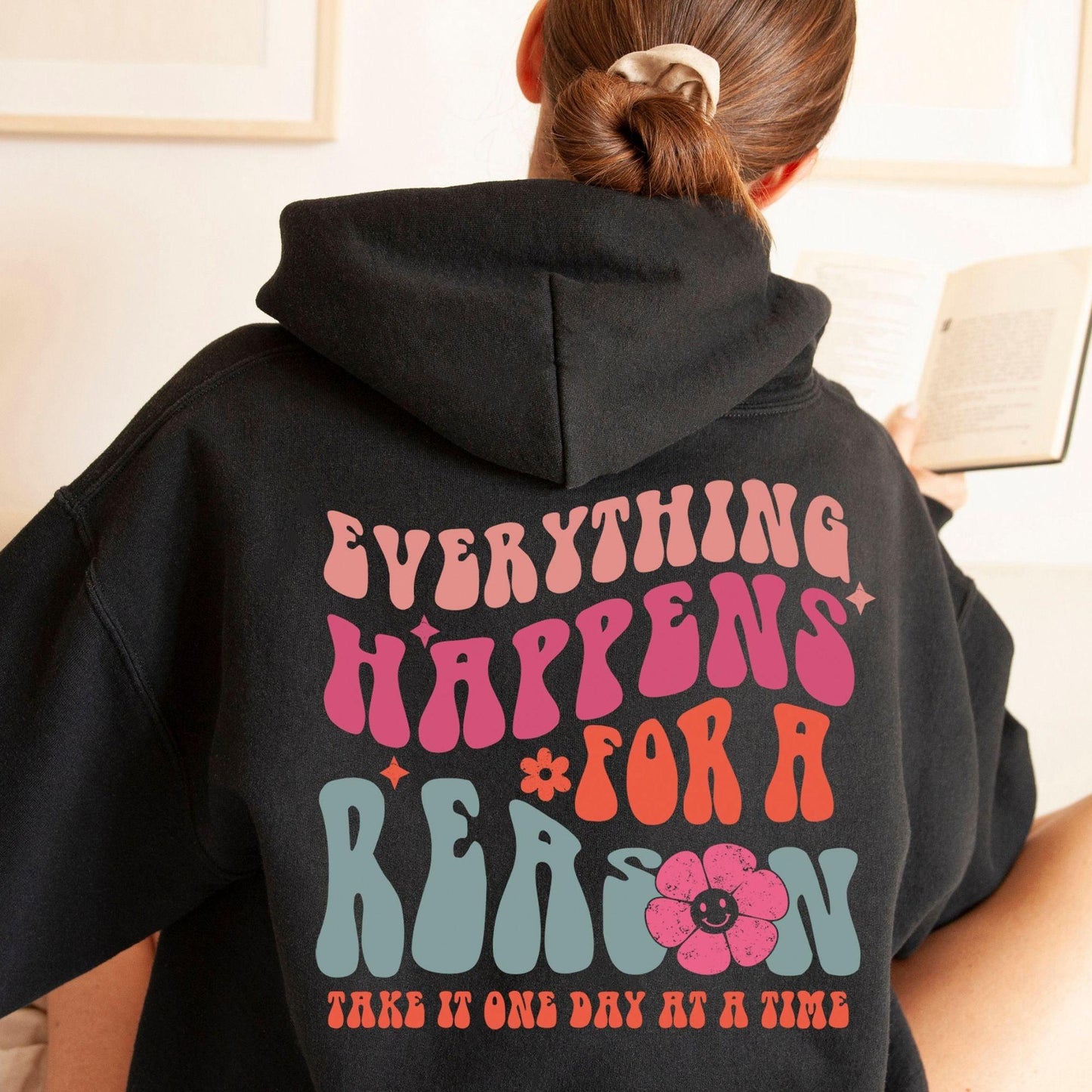 Alles passiert aus einem Grund Sweatshirt - Inspirierendes Geschenk - GiftHaus