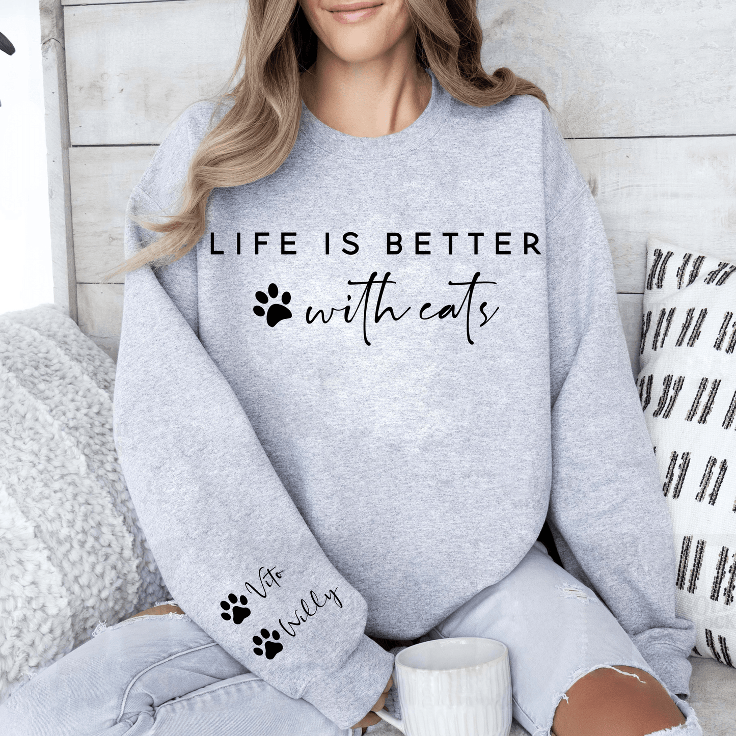 Besseres Leben mit Katzen Sweatshirt - Für Katzenliebhaber - GiftHaus