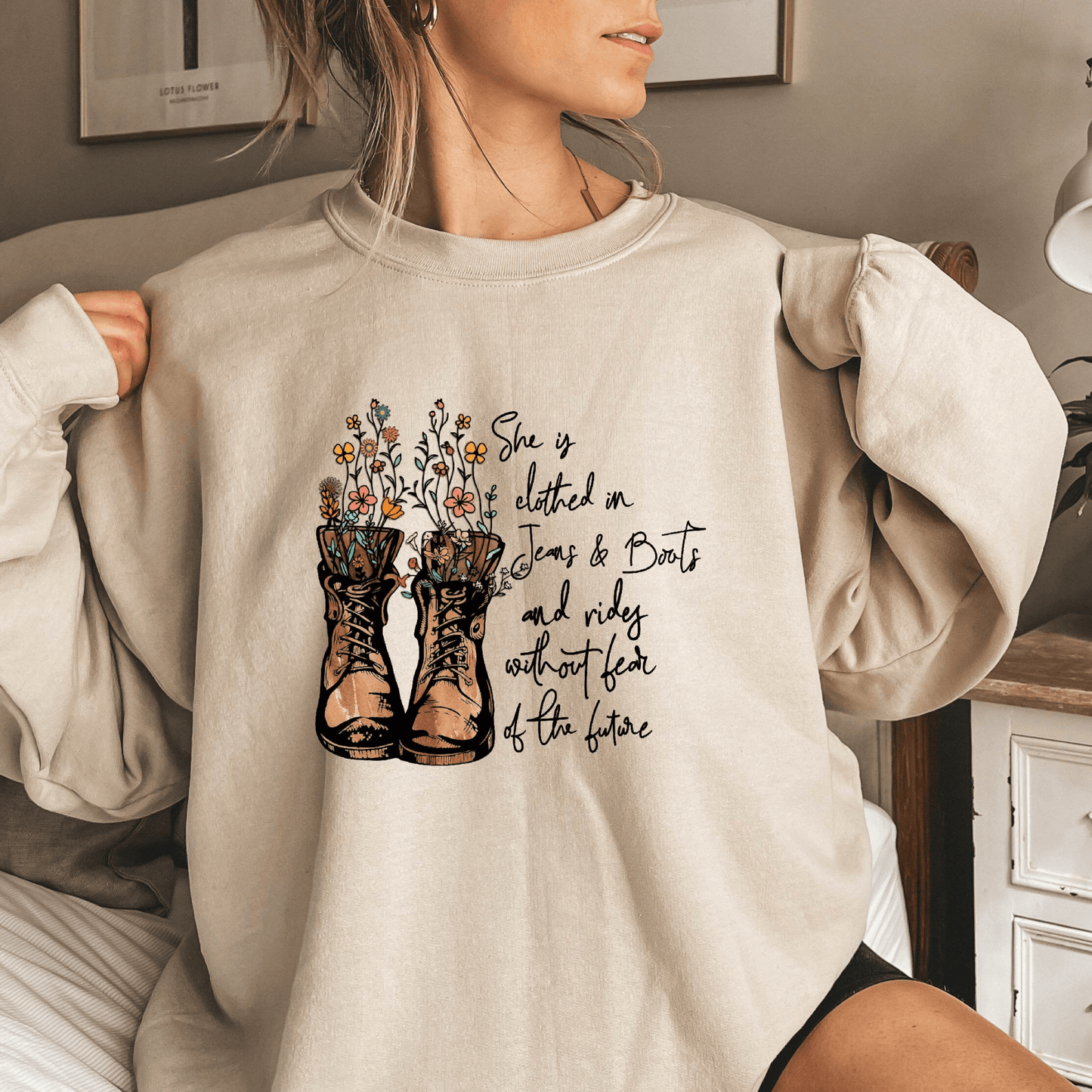 Blumenstiefel - Inspirationssweatshirt für Sie - GiftHaus
