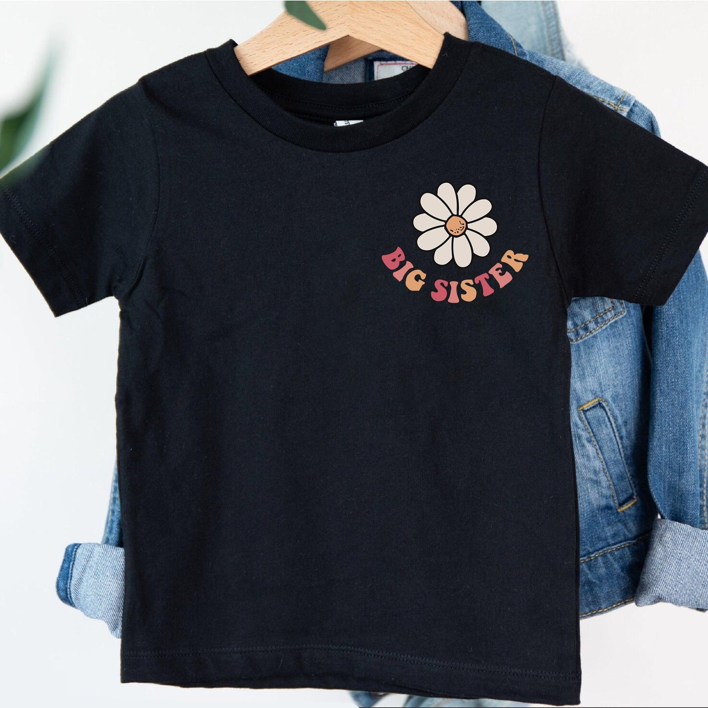 Cool Big Sis Club Shirt - Zum Outfit der größten Schwester befördert - GiftHaus