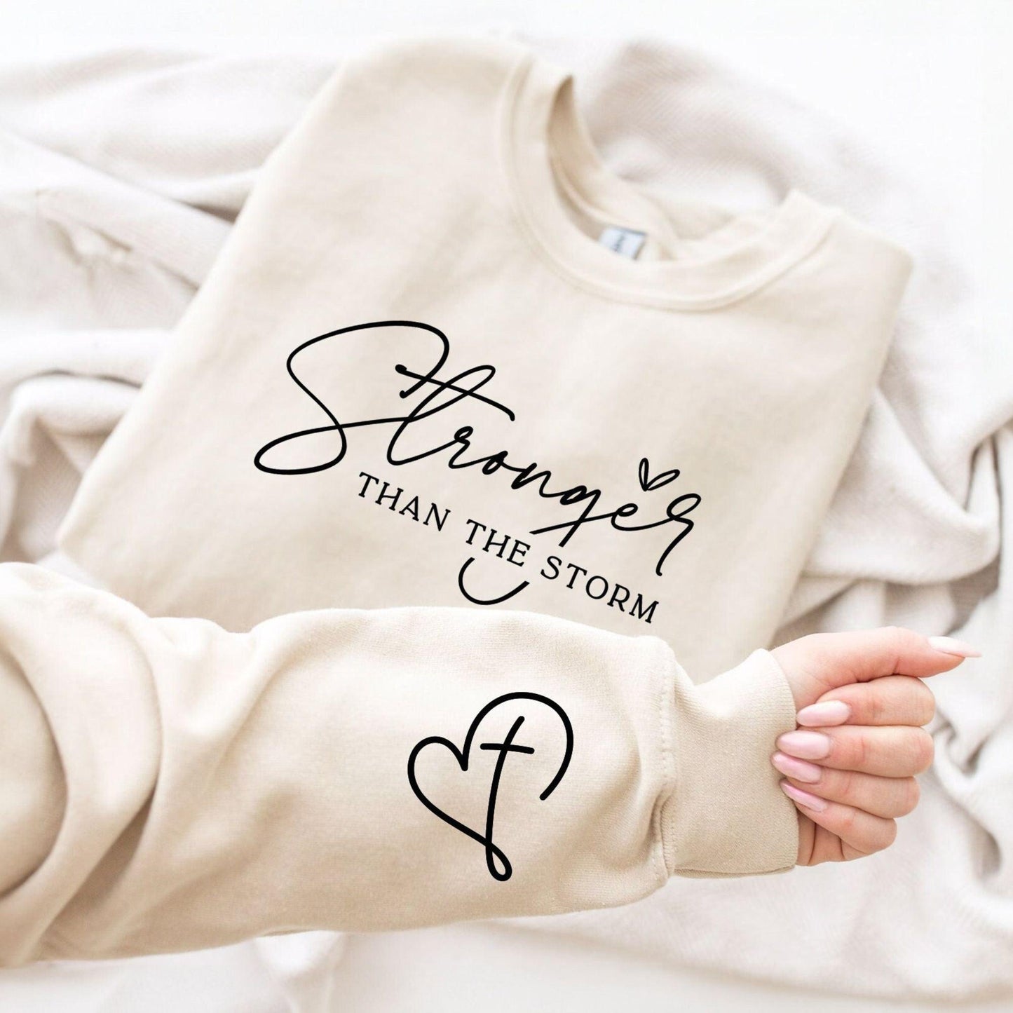 Du bist stärker als der Sturm Sweatshirt - Motivierendes Geschenk - GiftHaus