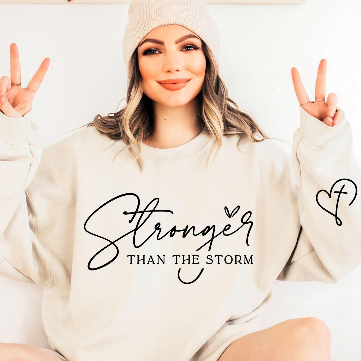 Du bist stärker als der Sturm Sweatshirt - Motivierendes Geschenk - GiftHaus