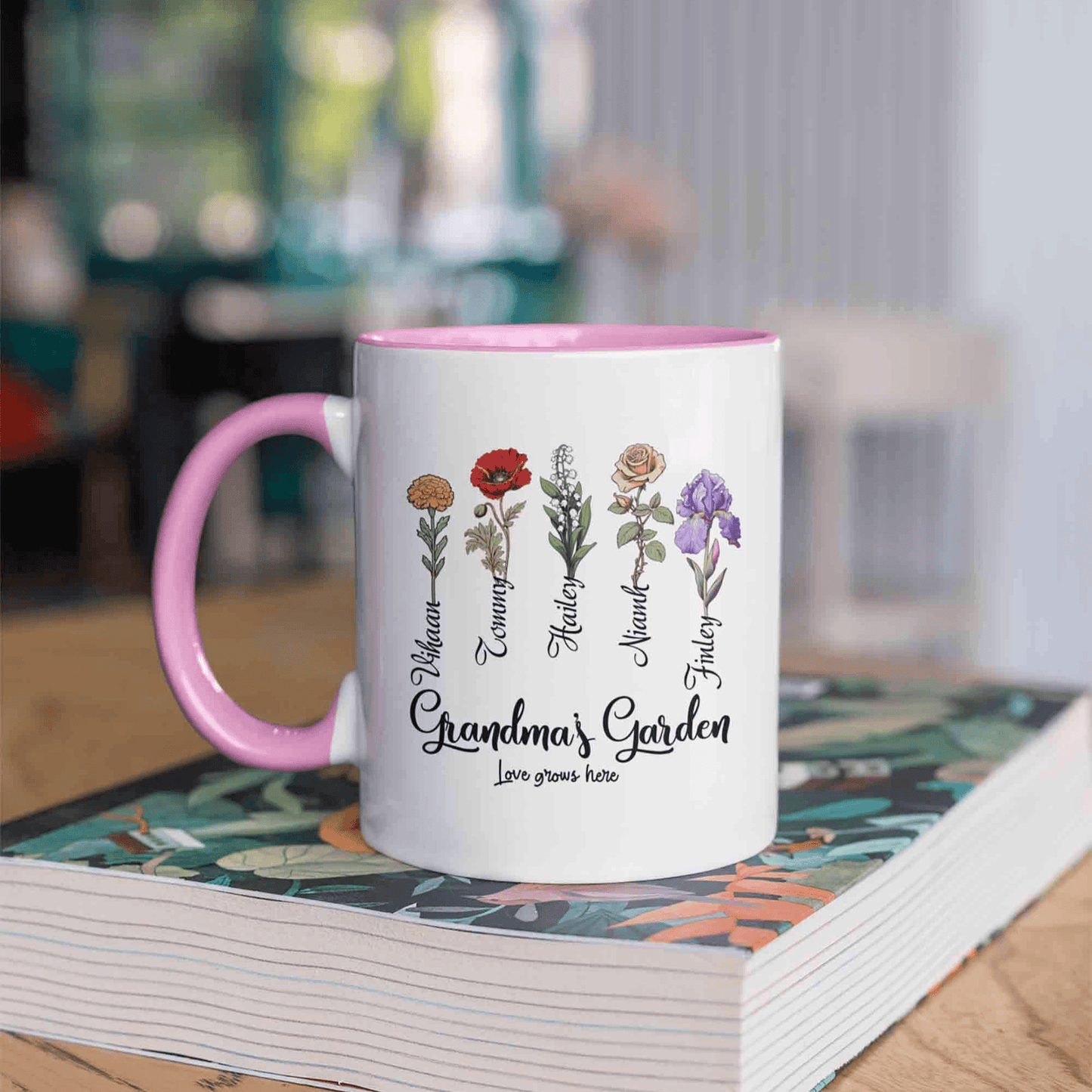 Individueller Geburtsblumen-Becher - Omas Garten mit Namen der Enkelkinder - GiftHaus