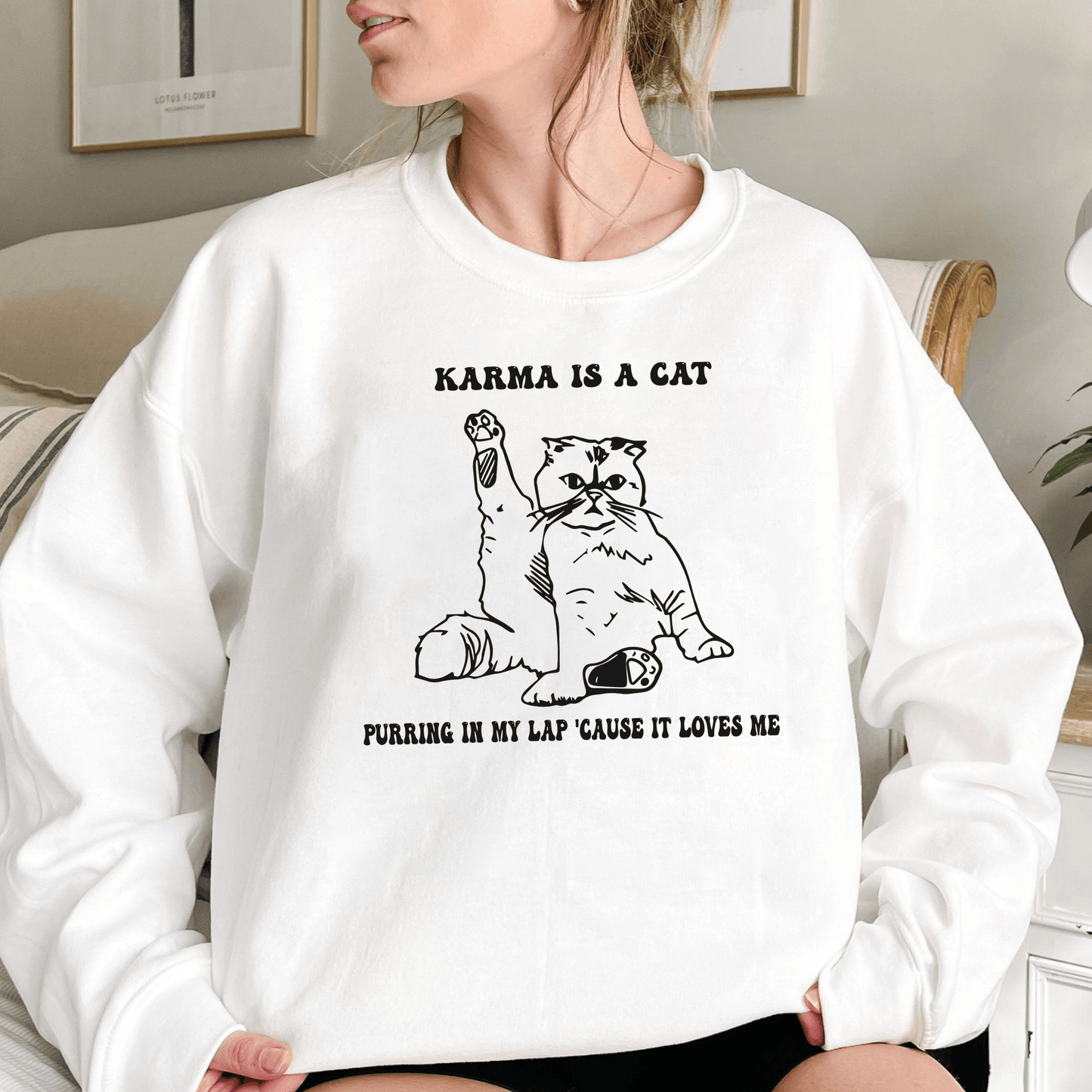 Karma ist eine Katze Sweatshirt – Für Katzenliebhaber - GiftHaus