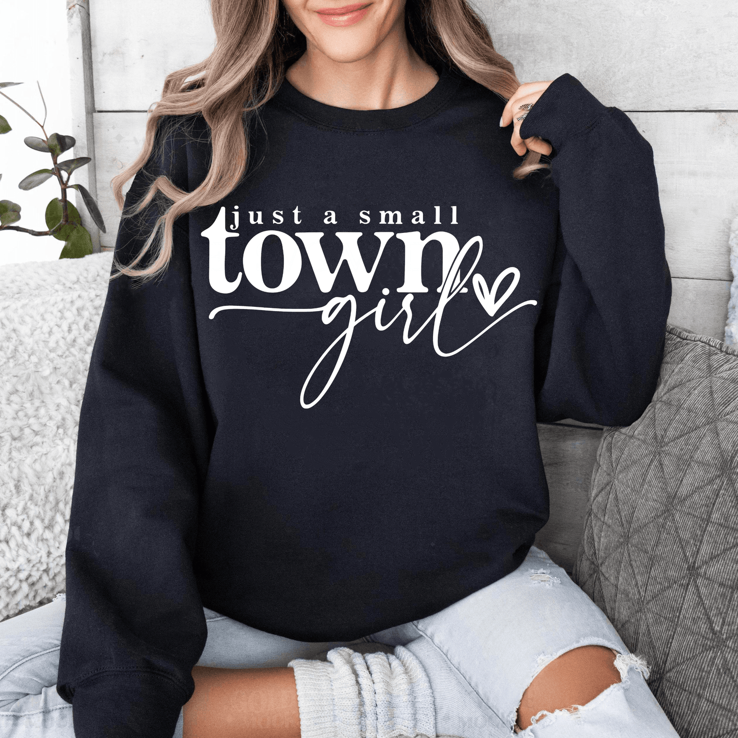 Kleinstadtmädchen Sweatshirt - Stolzes Heimatgefühl - GiftHaus