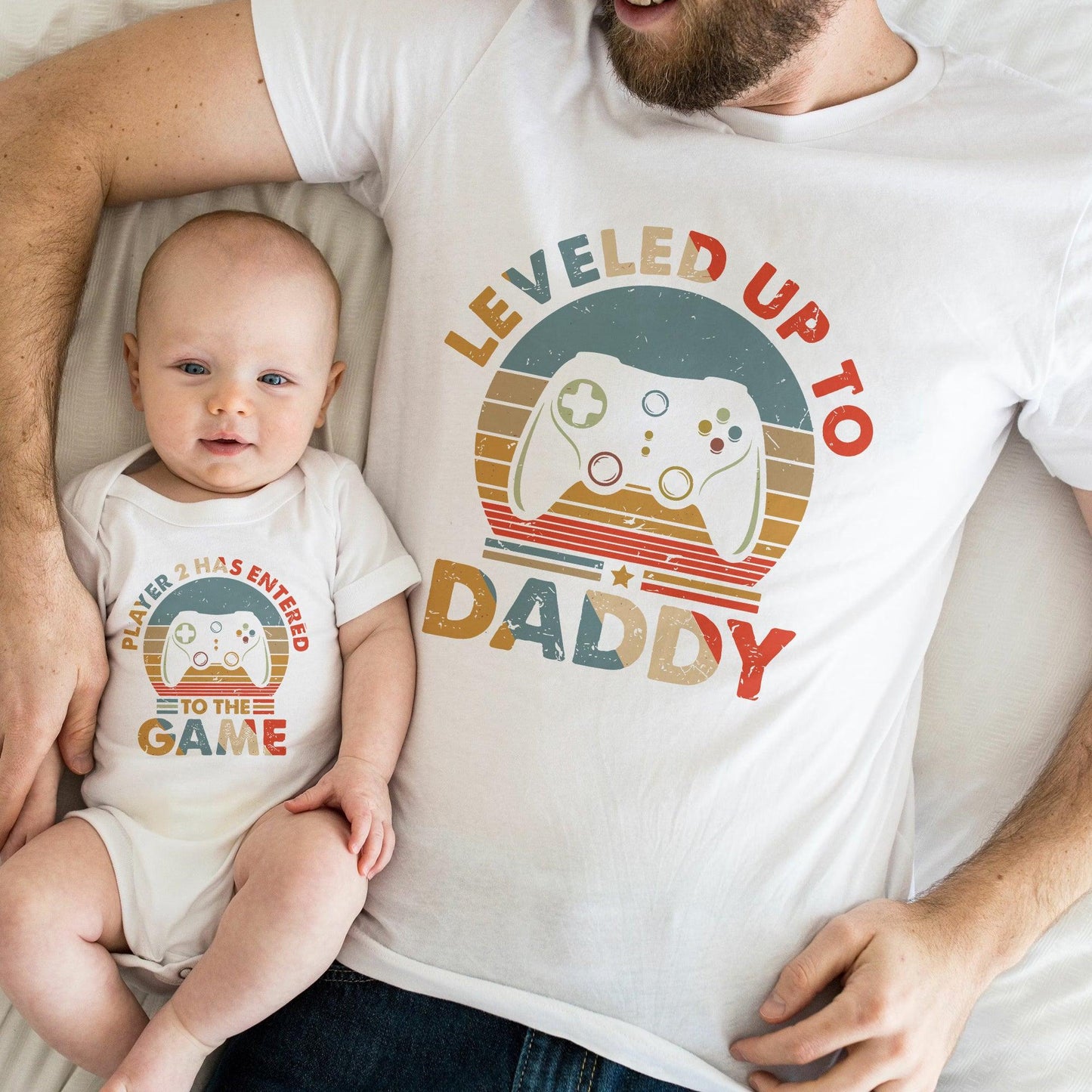 Levelaufstieg zum Papa, Spieler 2 hat das Spiel betreten - Papa und Baby passendes Shirt - GiftHaus