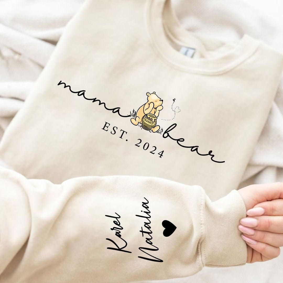 Mama Bear Sweatshirt - Personalisiertes Familienliebe Design mit Ihrem Spezialjahr - GiftHaus
