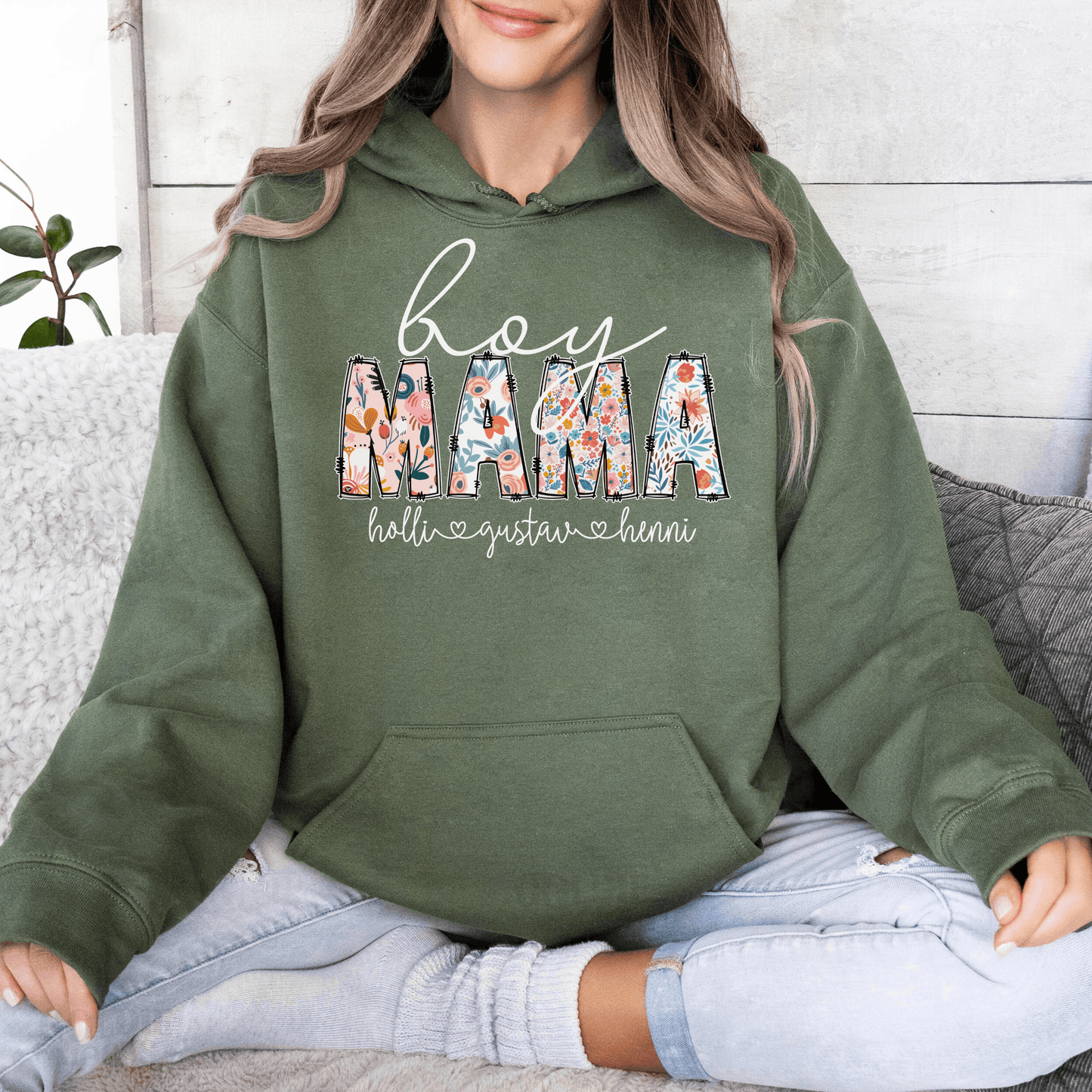 Mama von Helden - Persönliches 'Boy Mama' Shirt zum Muttertag - GiftHaus