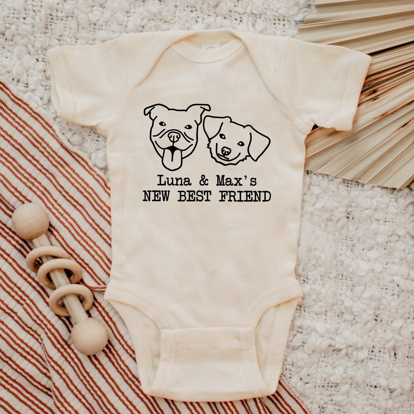 Neues Onesie für die beste Freundin – Personalisiertes Onesie mit Hundenamen - GiftHaus