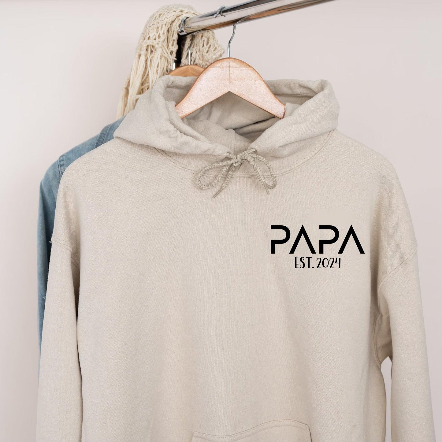 Personalisierter Papa Hoodie und Sweatshirt - Papa Geschenk - GiftHaus