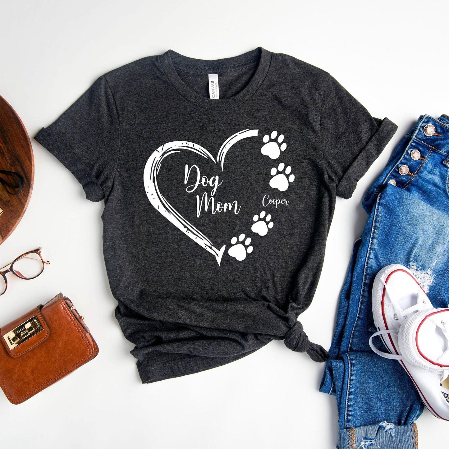 Personalisiertes Hundemama Shirt mit Namen - Hundemama Geschenk - GiftHaus