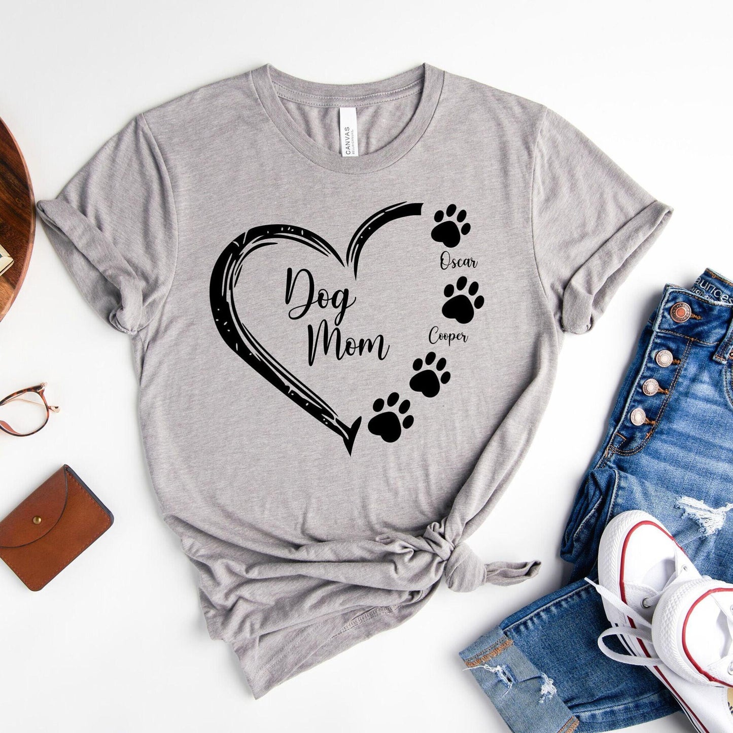 Personalisiertes Hundemama Shirt mit Namen - Hundemama Geschenk - GiftHaus