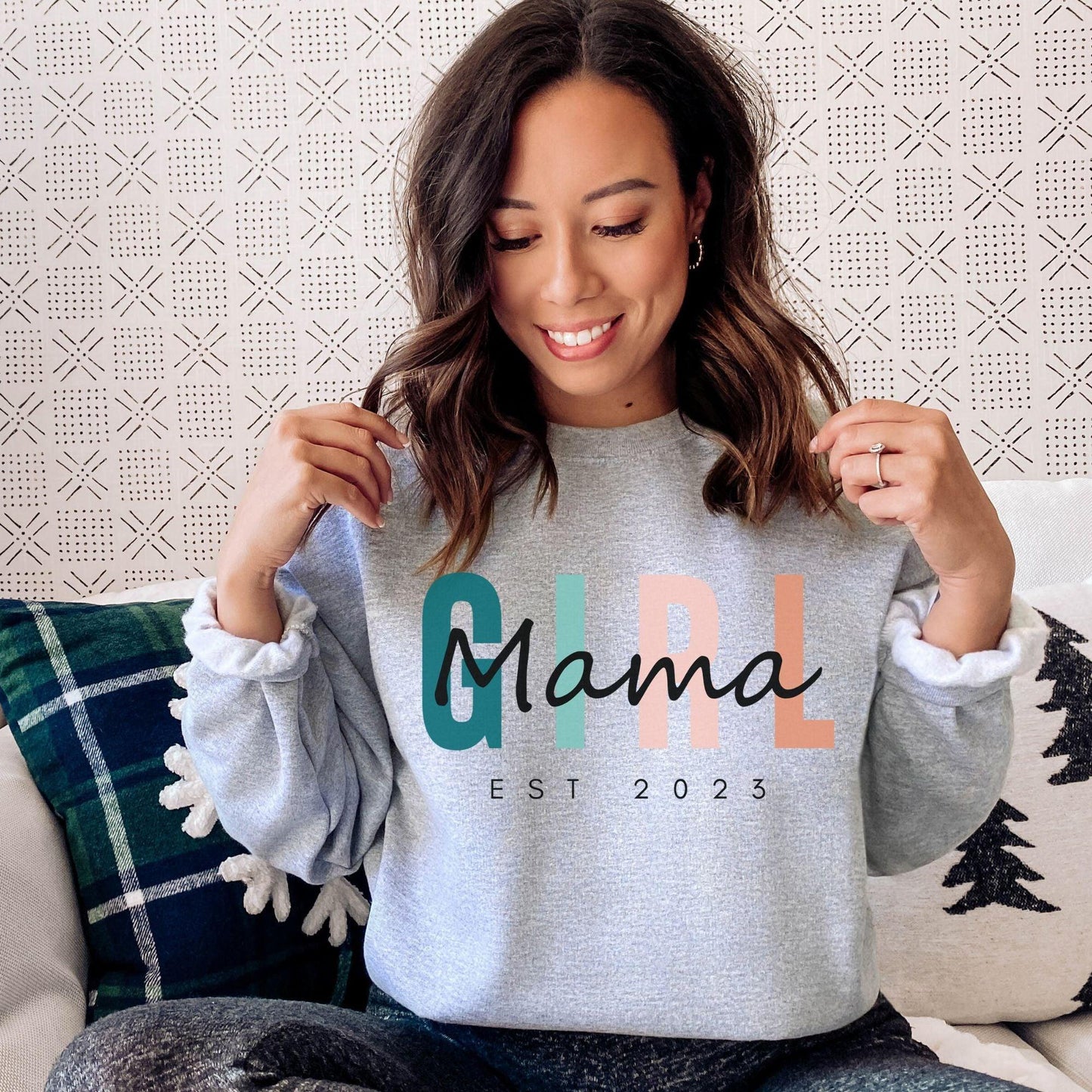 Personalisiertes Mädchen Mama Sweatshirt - GiftHaus