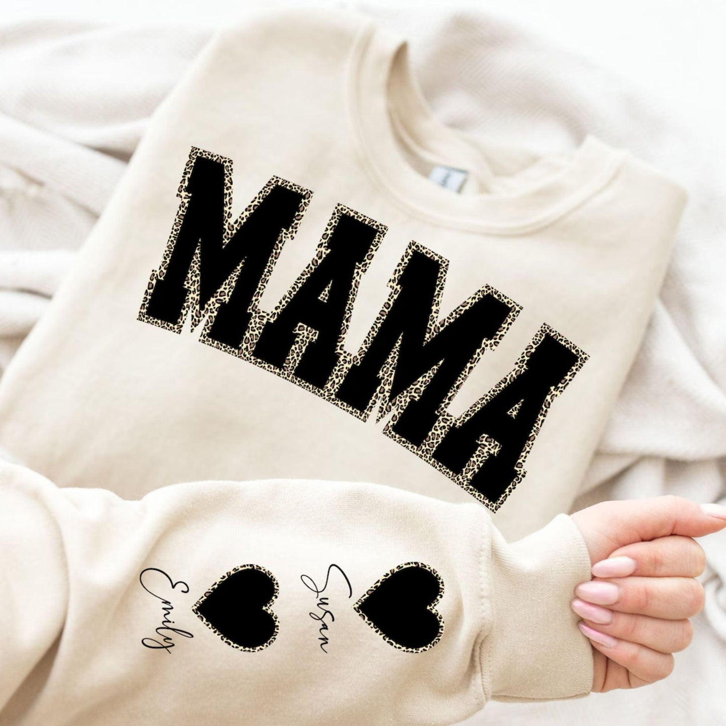 Personalisiertes Mama Leoparden Sweatshirt mit Kindernamen - Geschenk für Mama - GiftHaus