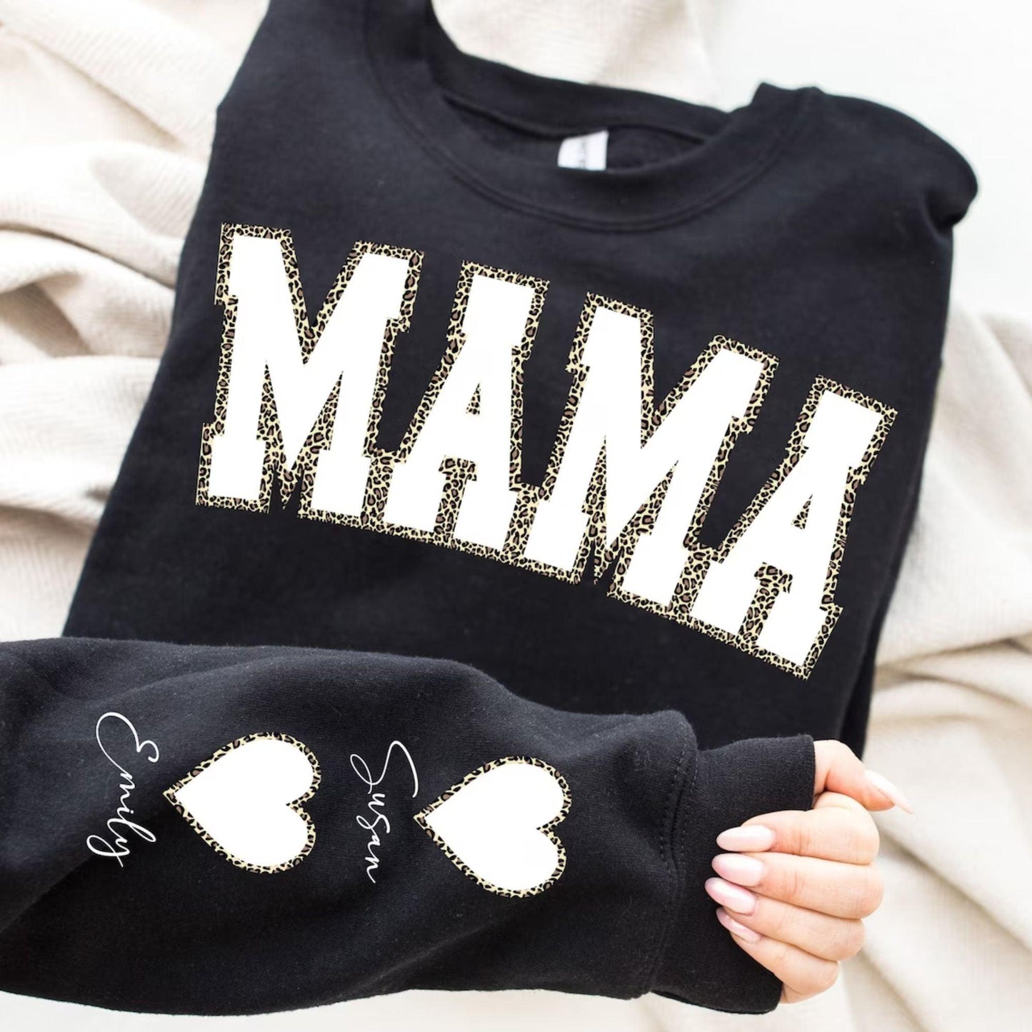 Personalisiertes Mama Leoparden Sweatshirt mit Kindernamen - Geschenk für Mama - GiftHaus
