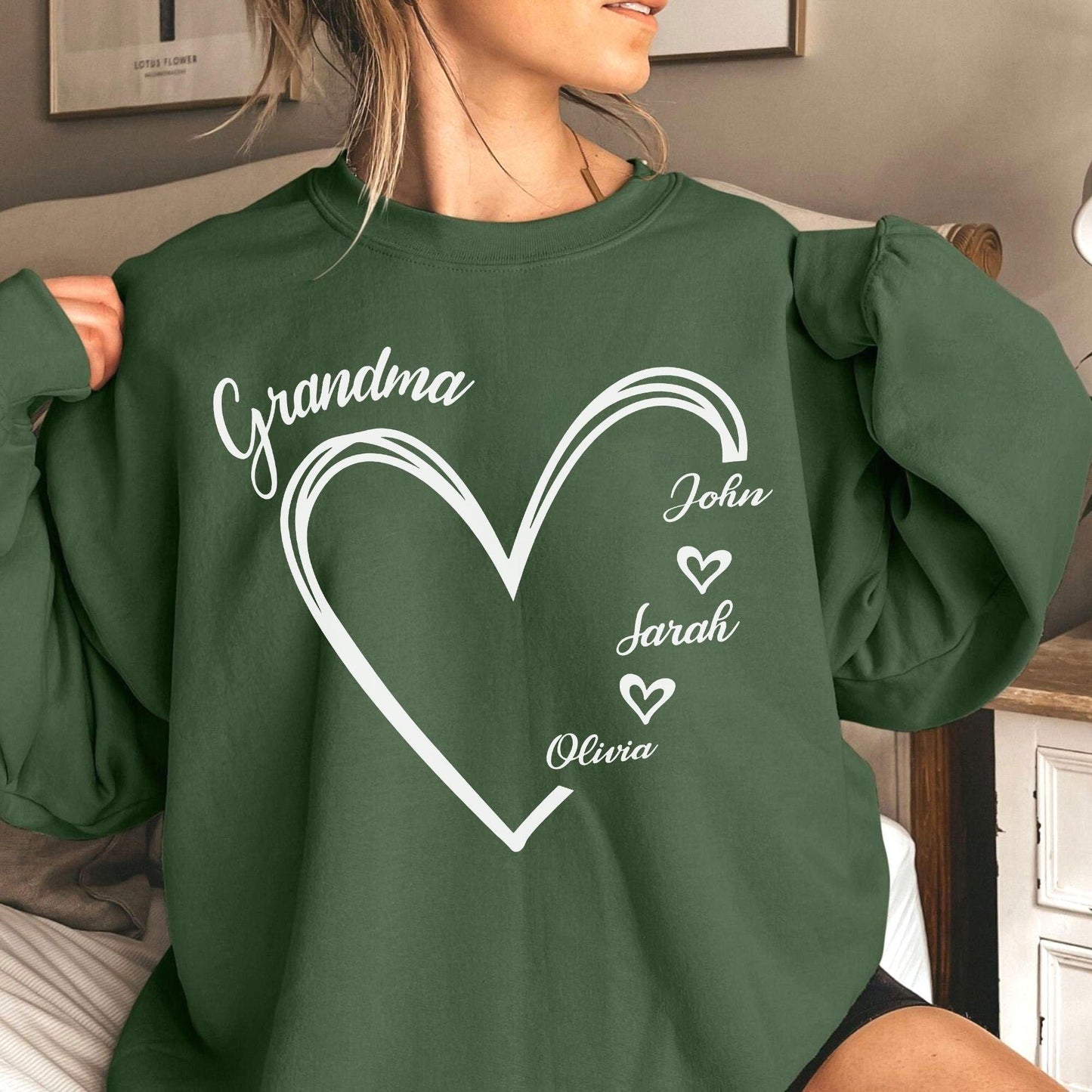Personalisiertes Oma Herz Sweatshirt - Geschenk für Oma - GiftHaus