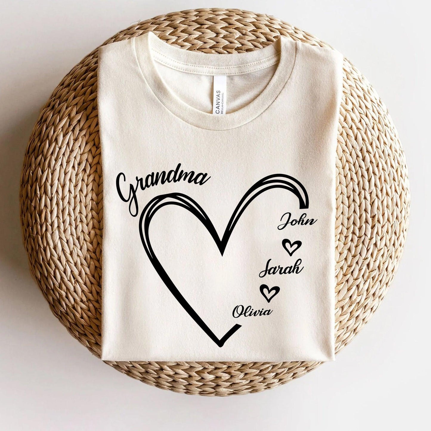 Personalisiertes Oma Herz Sweatshirt - Geschenk für Oma - GiftHaus