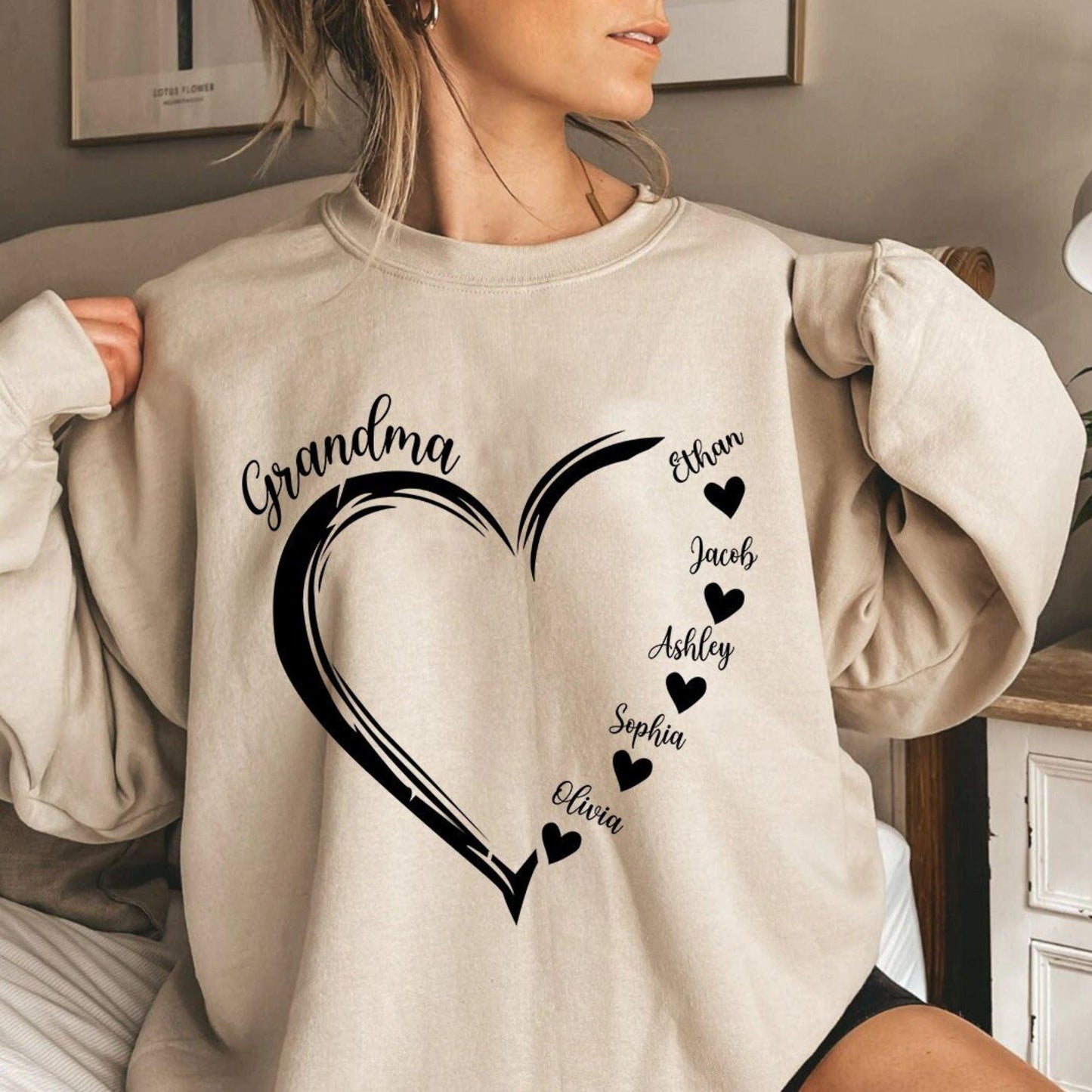 Personalisiertes Oma-Herz-Sweatshirt – personalisiertes Mama-Herz-Sweatshirt mit Kindernamen - GiftHaus