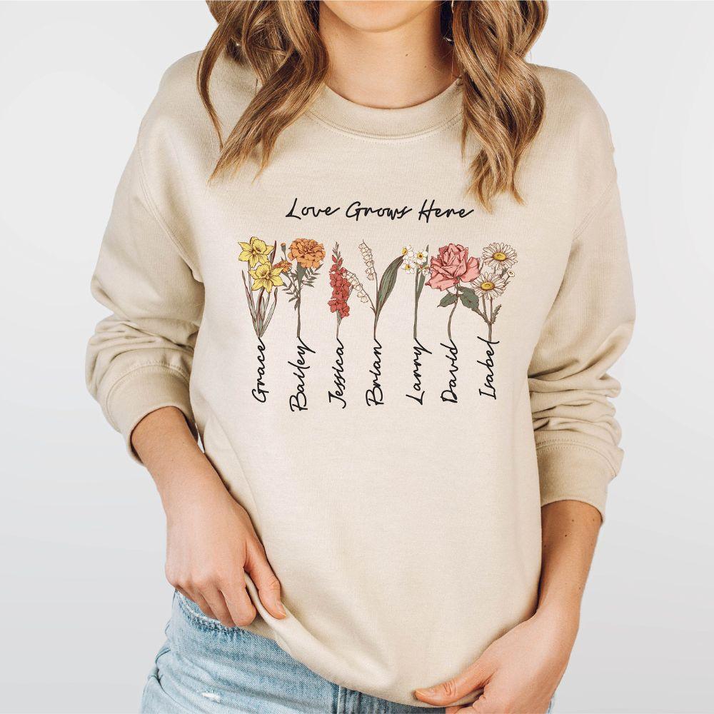 Personalisiertes Omas Garten-Sweatshirt – individuelles Geburtsblumen-T-Shirt – Geschenk für Oma - GiftHaus
