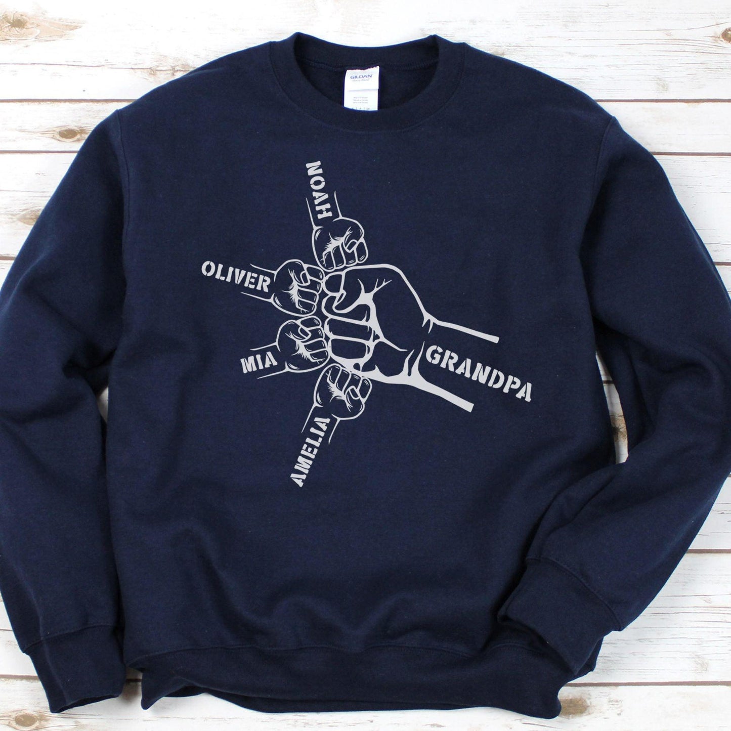 Personalisiertes Opa Sweatshirt und Hoodie mit Enkelnamen - Vatertagsgeschenk für Opa - GiftHaus