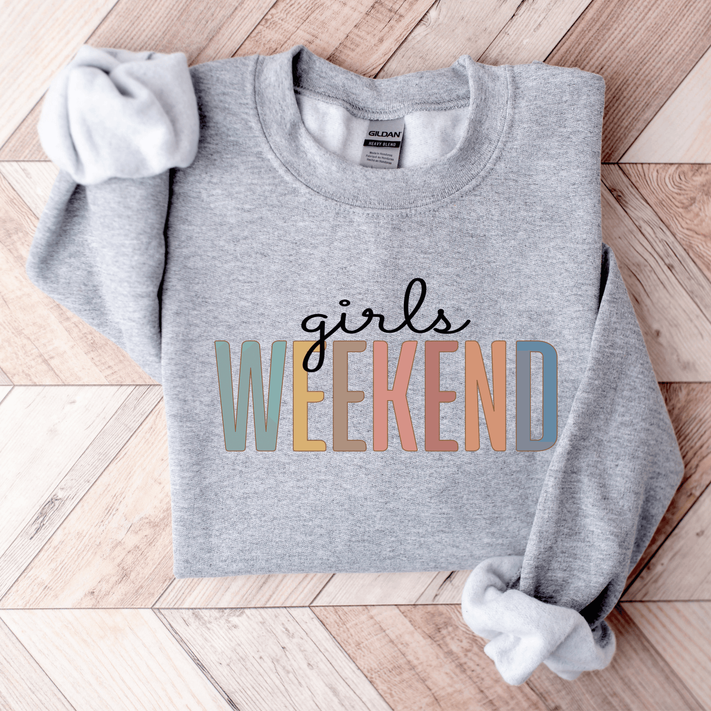 Persönliches Mädels Ausflug - Namen & Daten Andenken Sweatshirt - GiftHaus