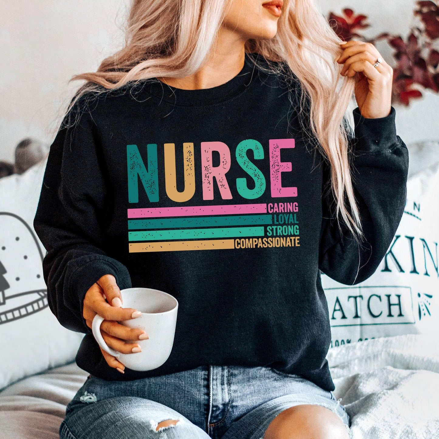 Retro Krankenschwester Sweatshirt und Shirts- Geschenk für Krankenschwester - GiftHaus