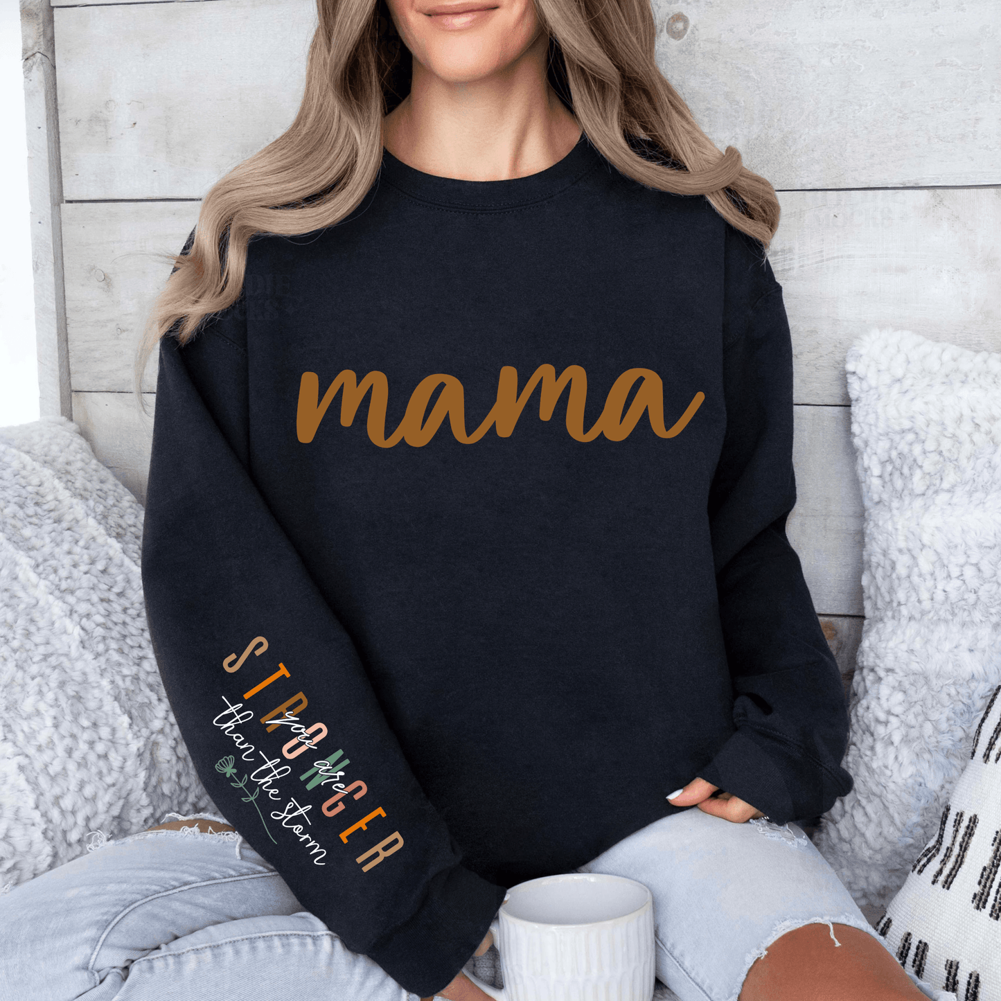 Stark-Wie-Ein-Sturm Mama Sweatshirt - Personalisiertes Muttertags-Geschenk - GiftHaus