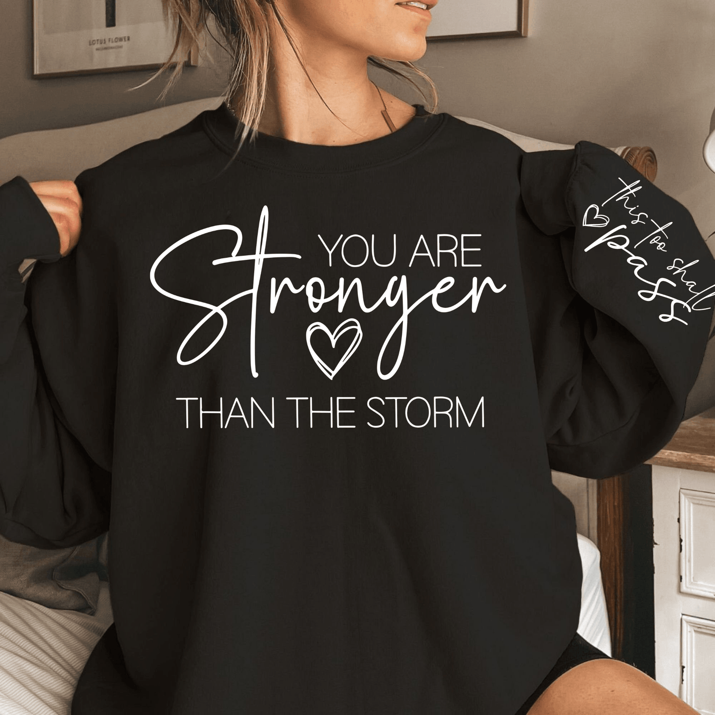 "Stärker als der Sturm" Sweatshirt – Motivation für Jeden - GiftHaus