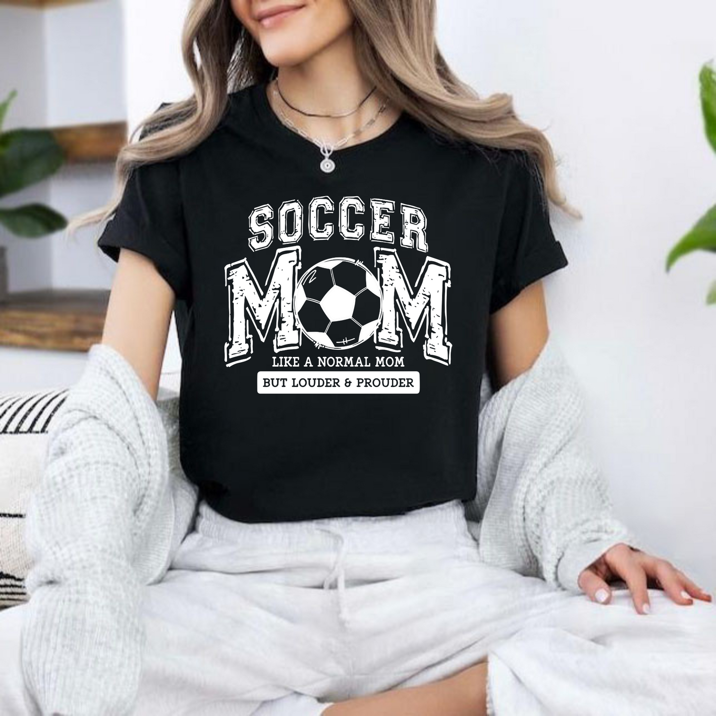 Stolze Fußballmama T-Shirt - Geschenk für engagierte Mütter