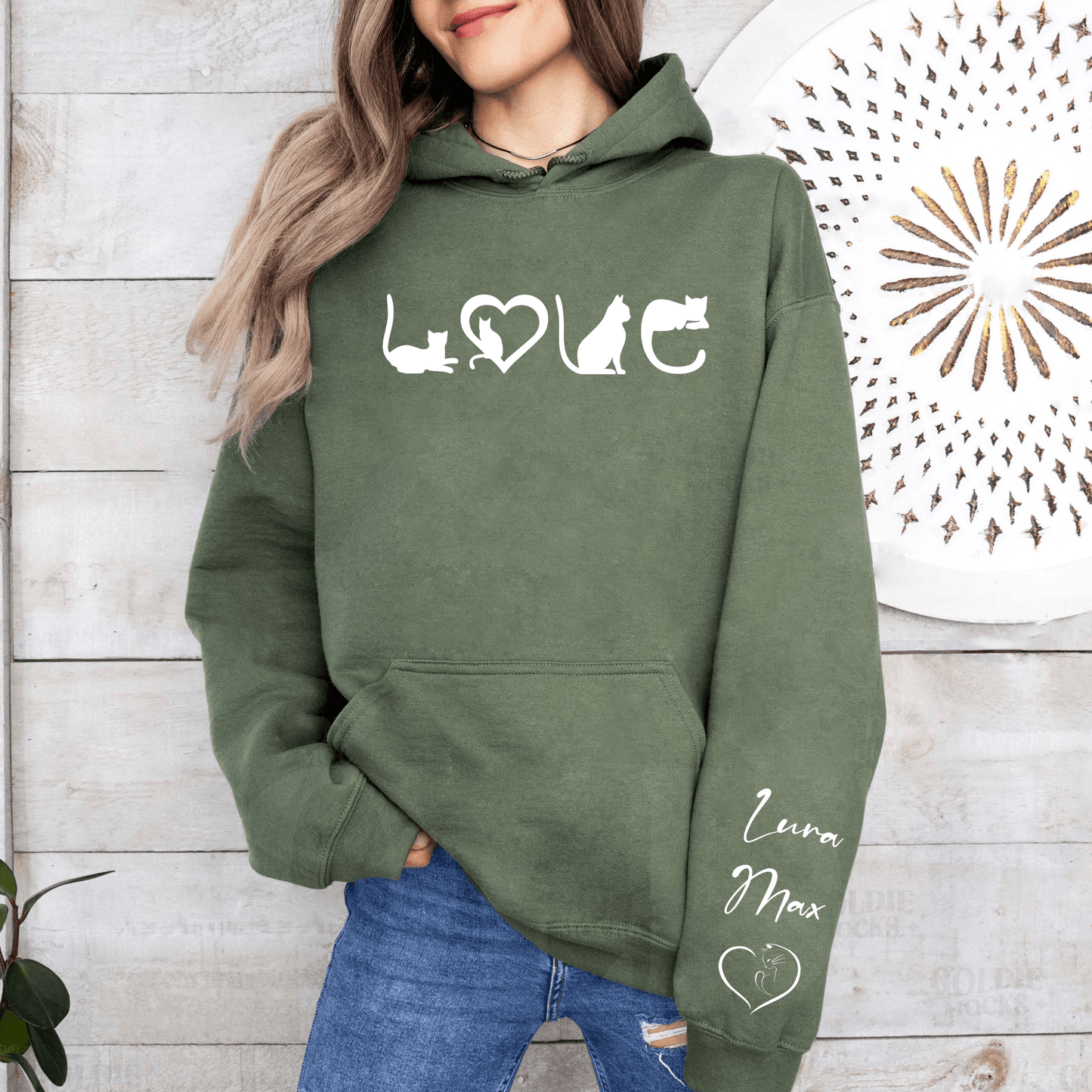 Tierliebe im Herzen - Personalisierter Haustierliebhaber-Pullover - GiftHaus